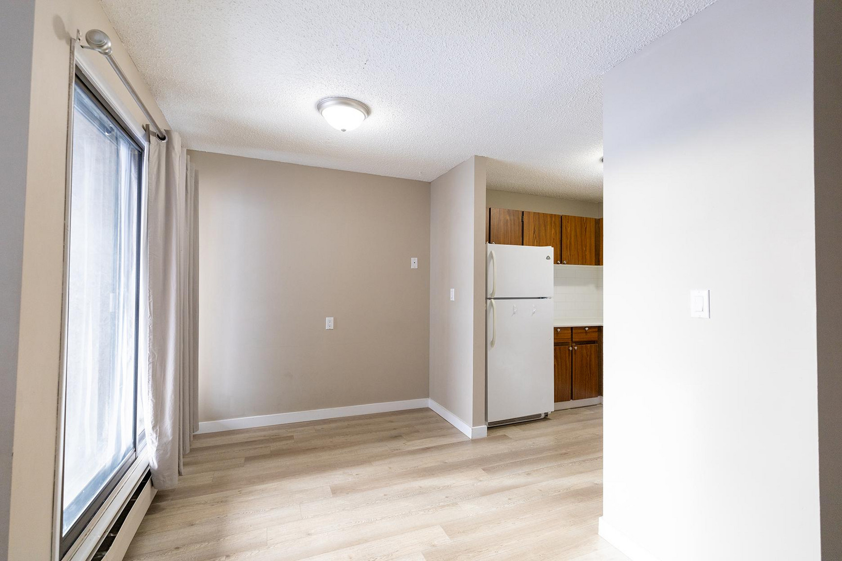 Cedarbrae Manor - Photo 38