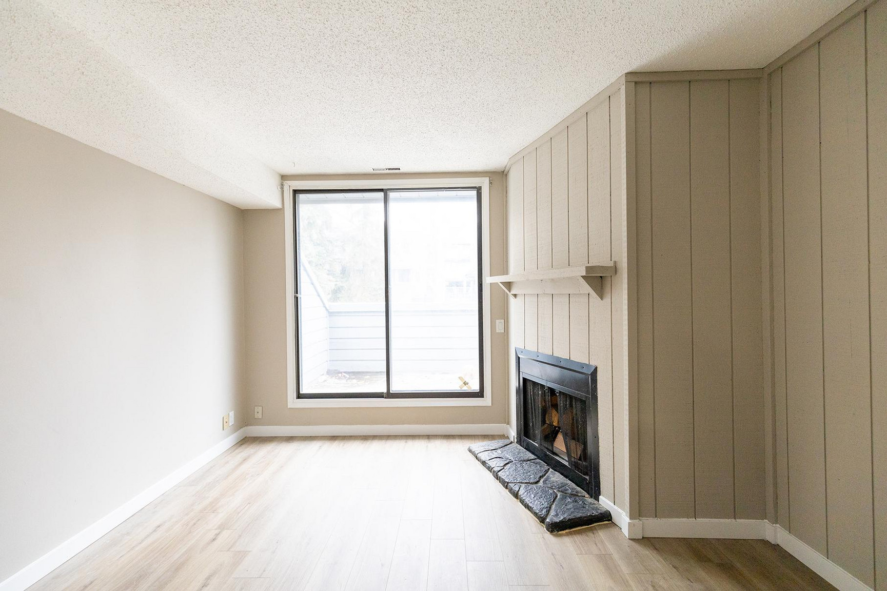 Queen's Park Townhomes - Photo 11