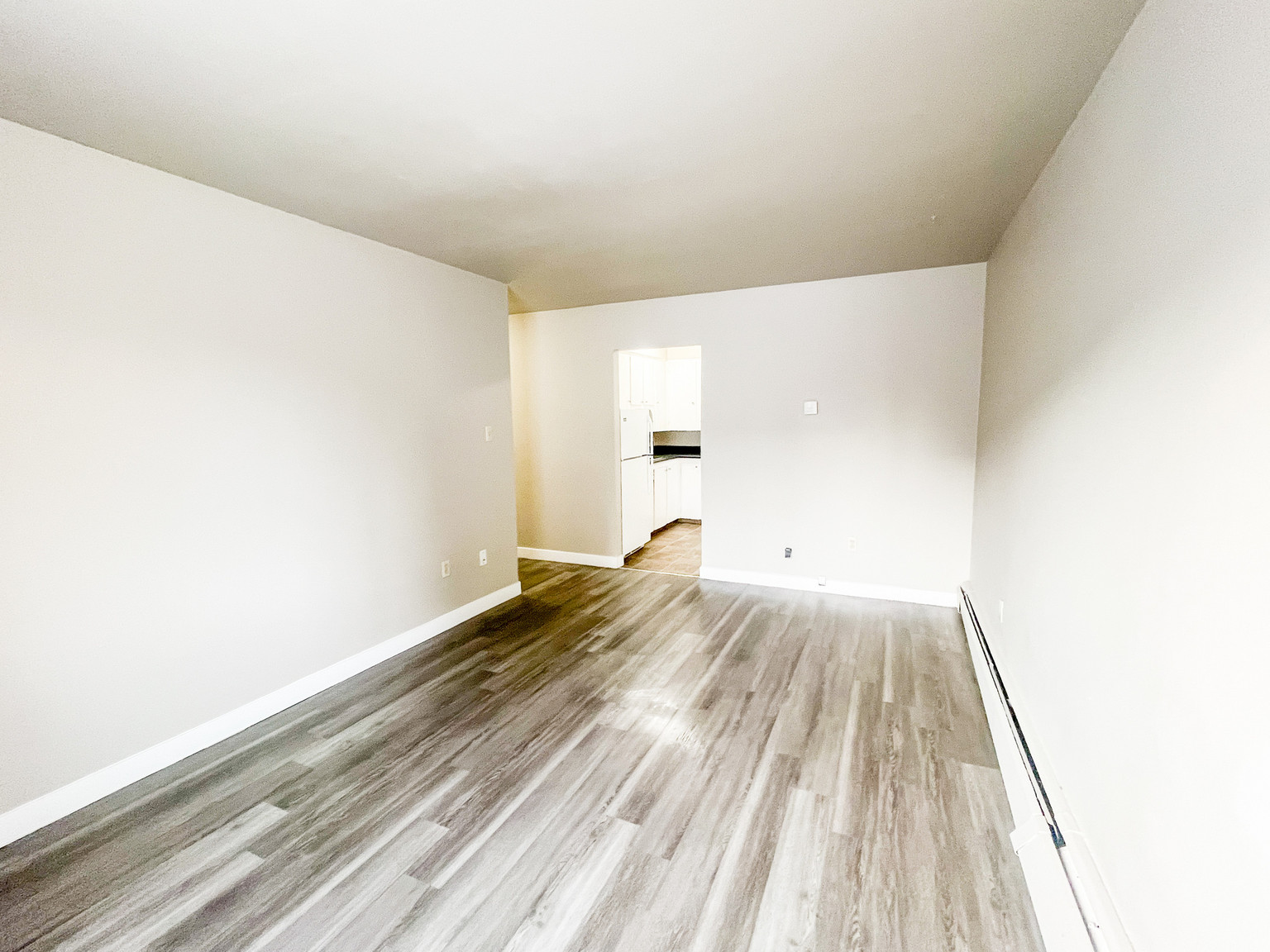 Rose Apartments - Photo 9