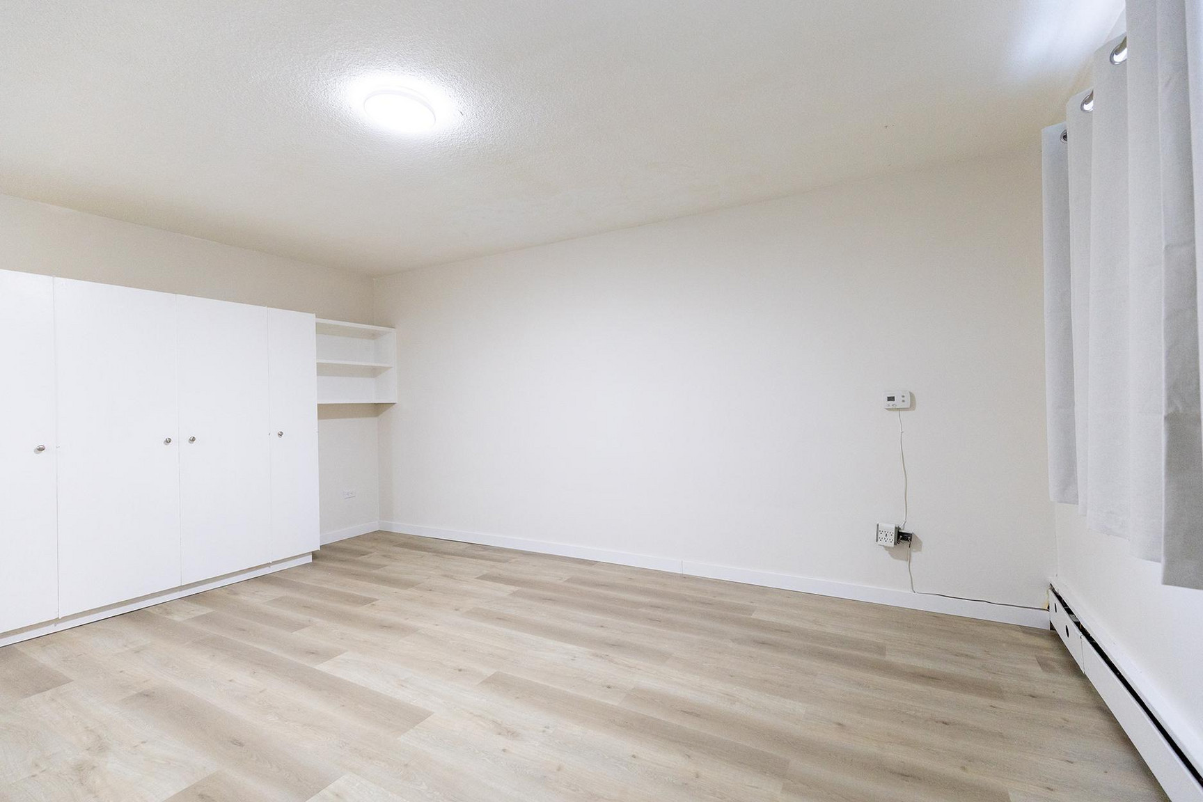 1711 Mount Royal Apartments - Photo 5