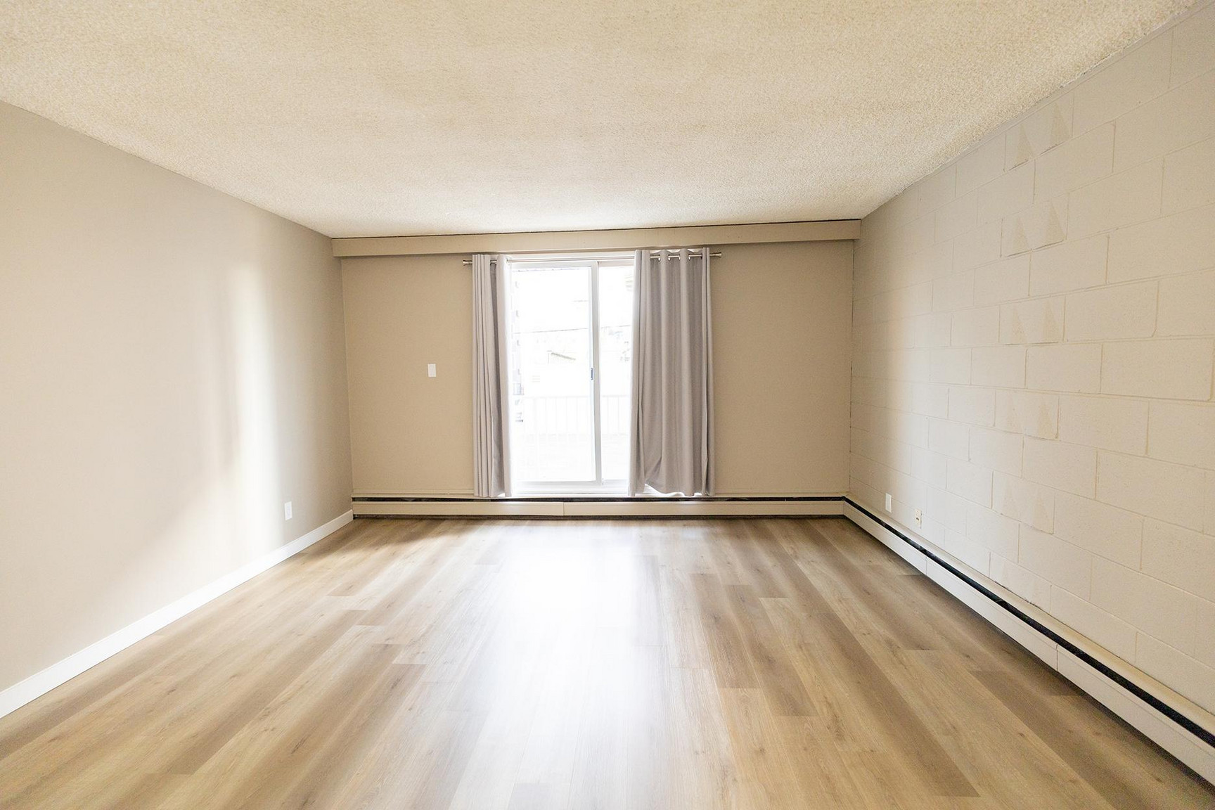 Beltline Apartments off 17th - Photo 3