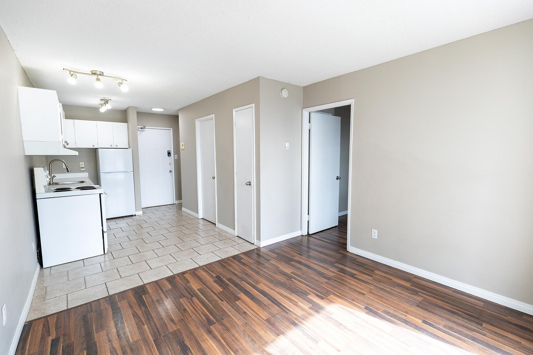 Mainstreet Place - Photo 16