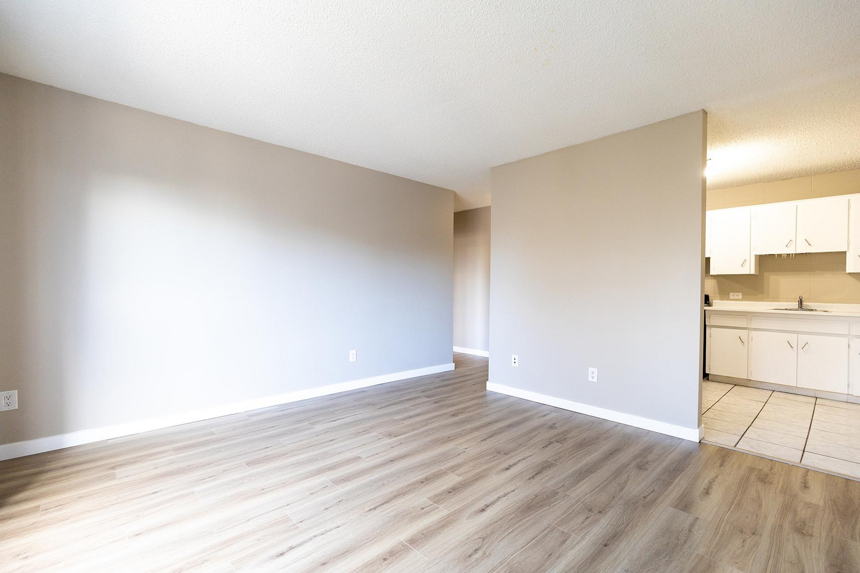 Residences at Portage Commons - Photo 7