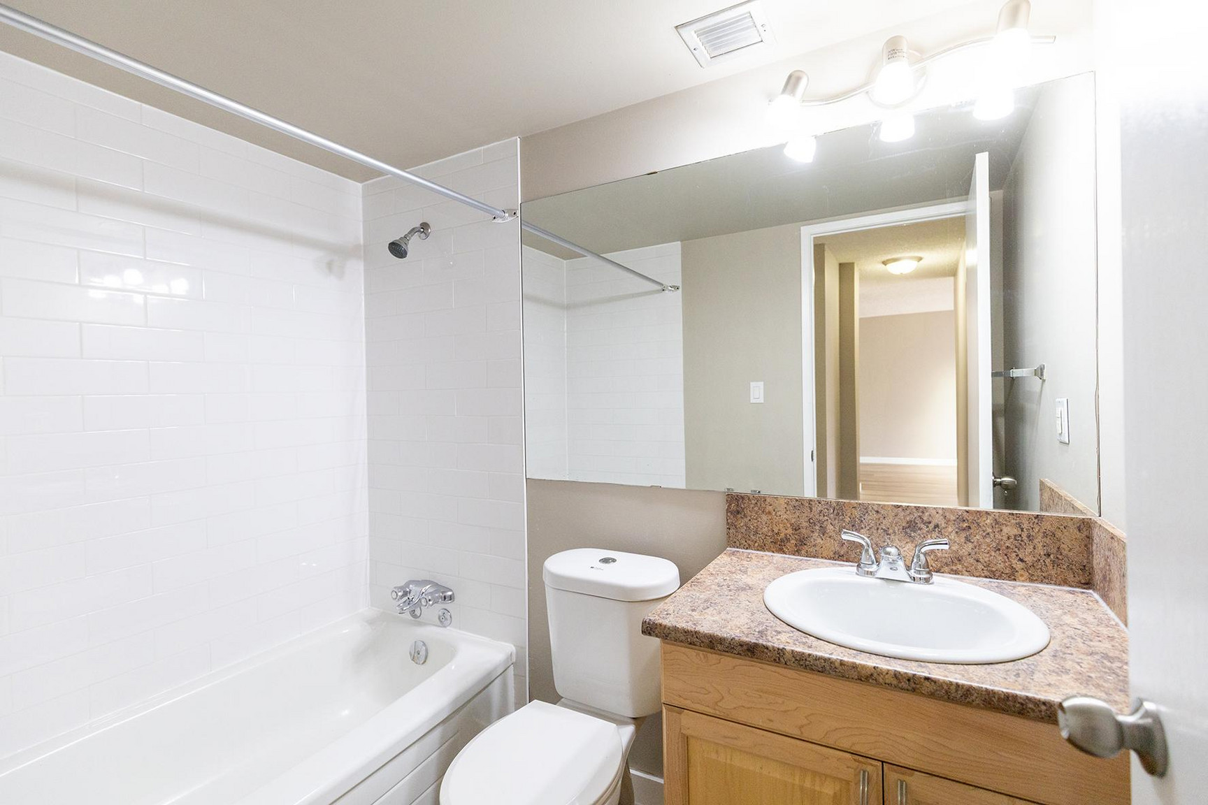 Bonaventure Apartments - Photo 9