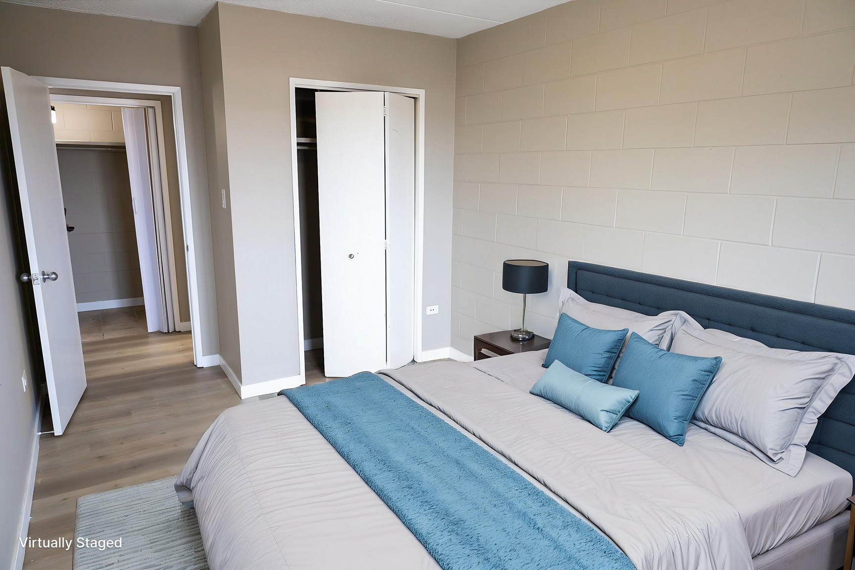 Astoria Manor - Photo 12