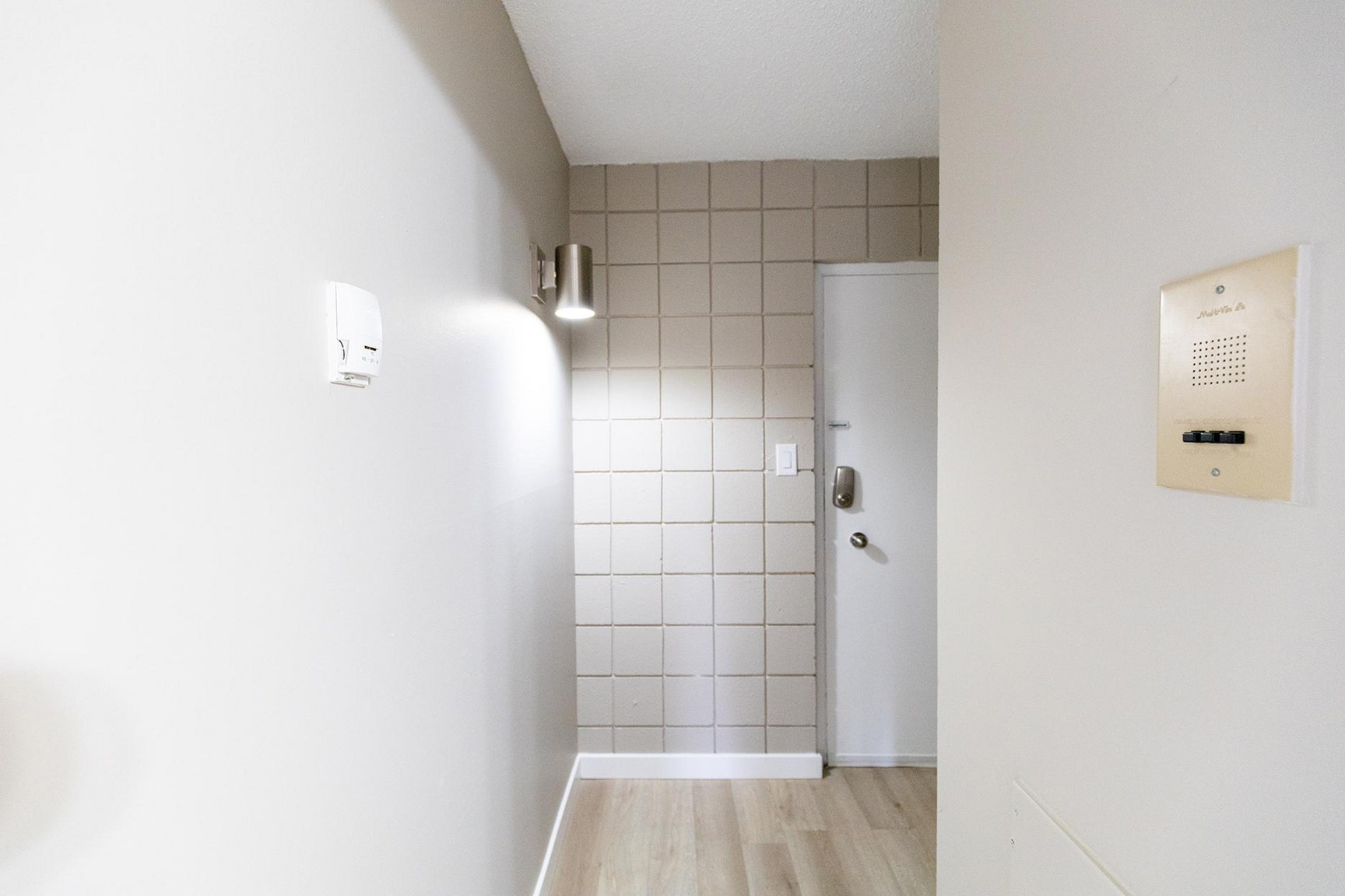 Elbow Mission Apartments - Photo 2