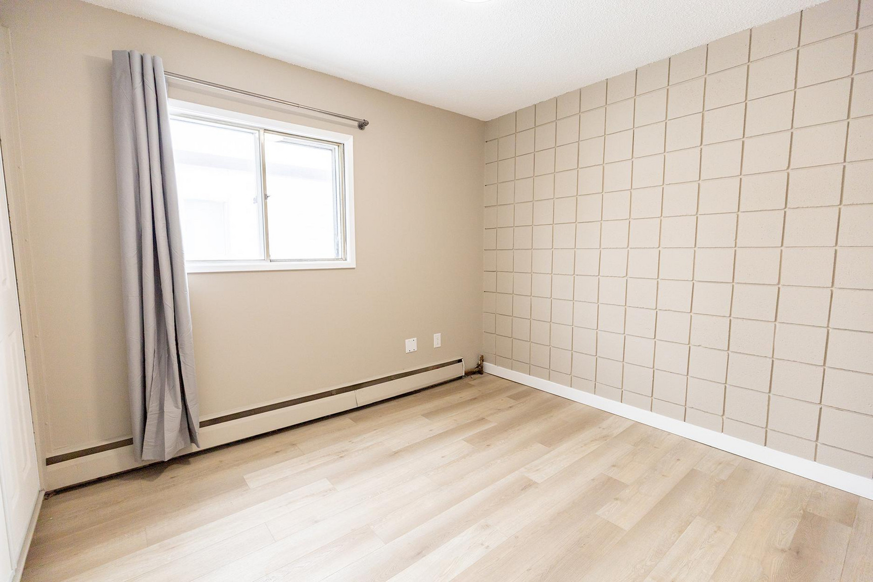Elbow Mission Apartments - Photo 18