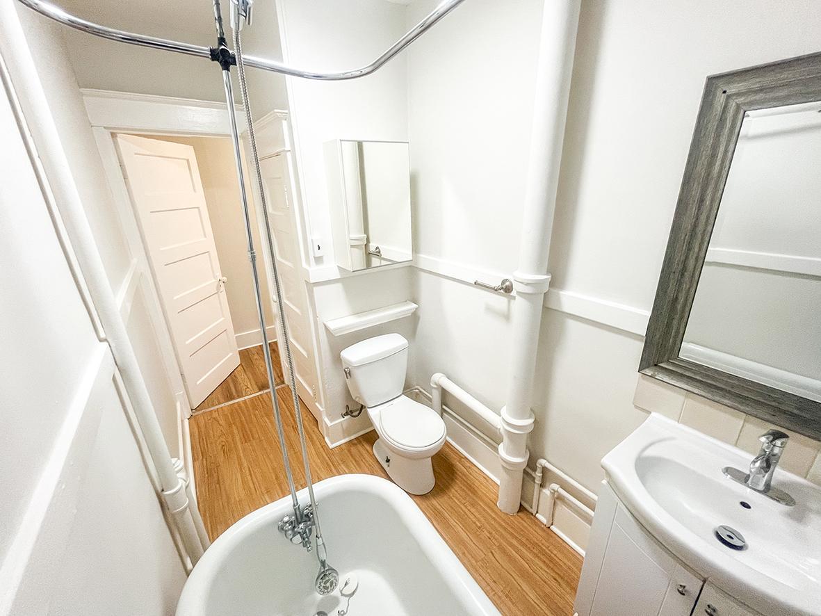 Royal Mission Apartments - Photo 6