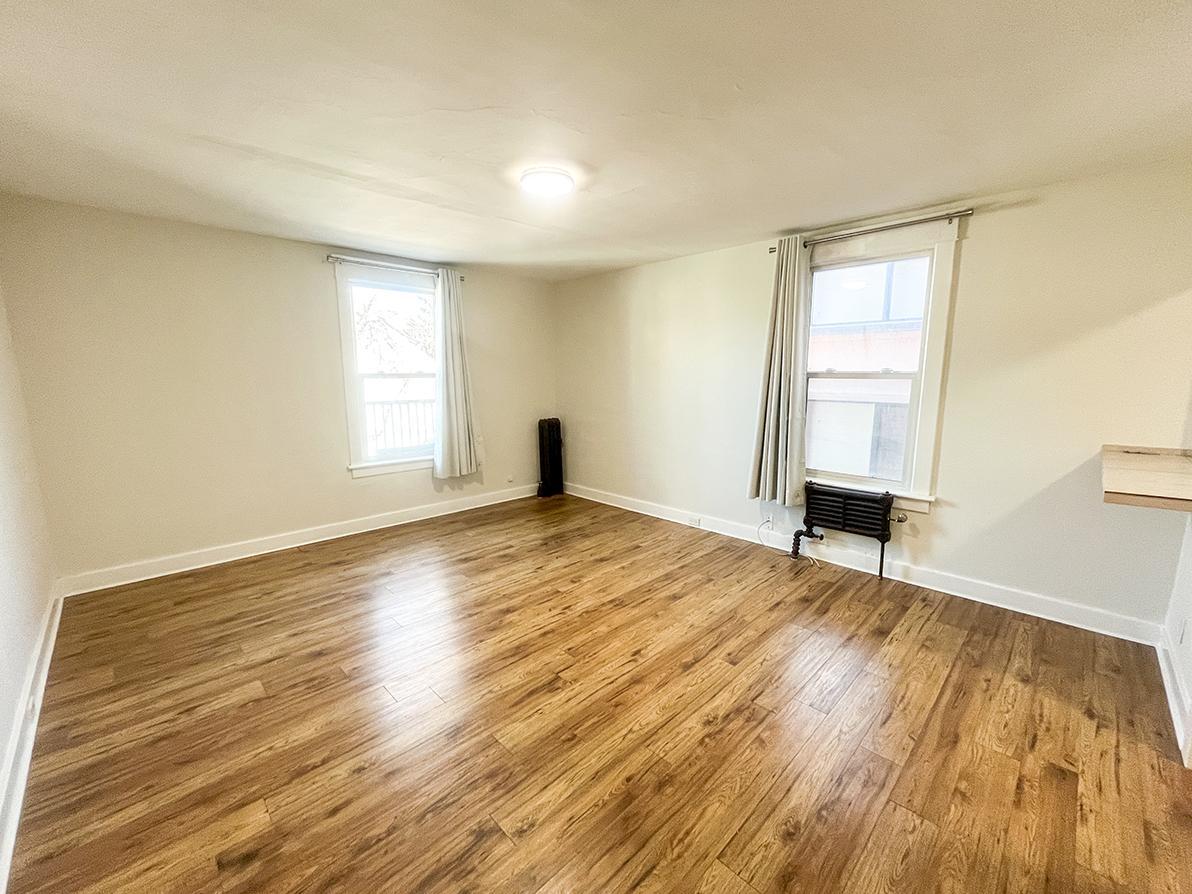 Royal Mission Apartments - Photo 8
