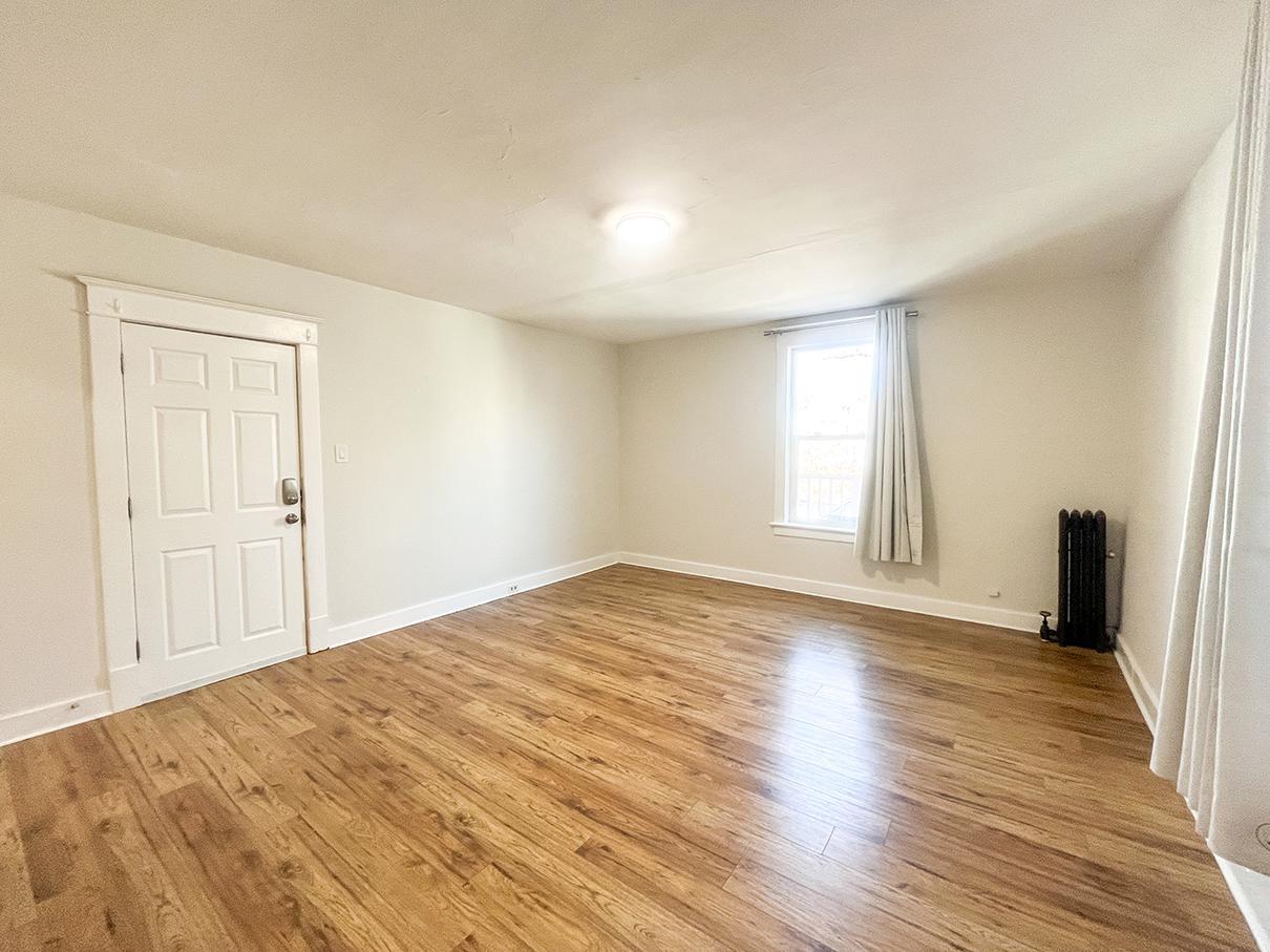Royal Mission Apartments - Photo 12