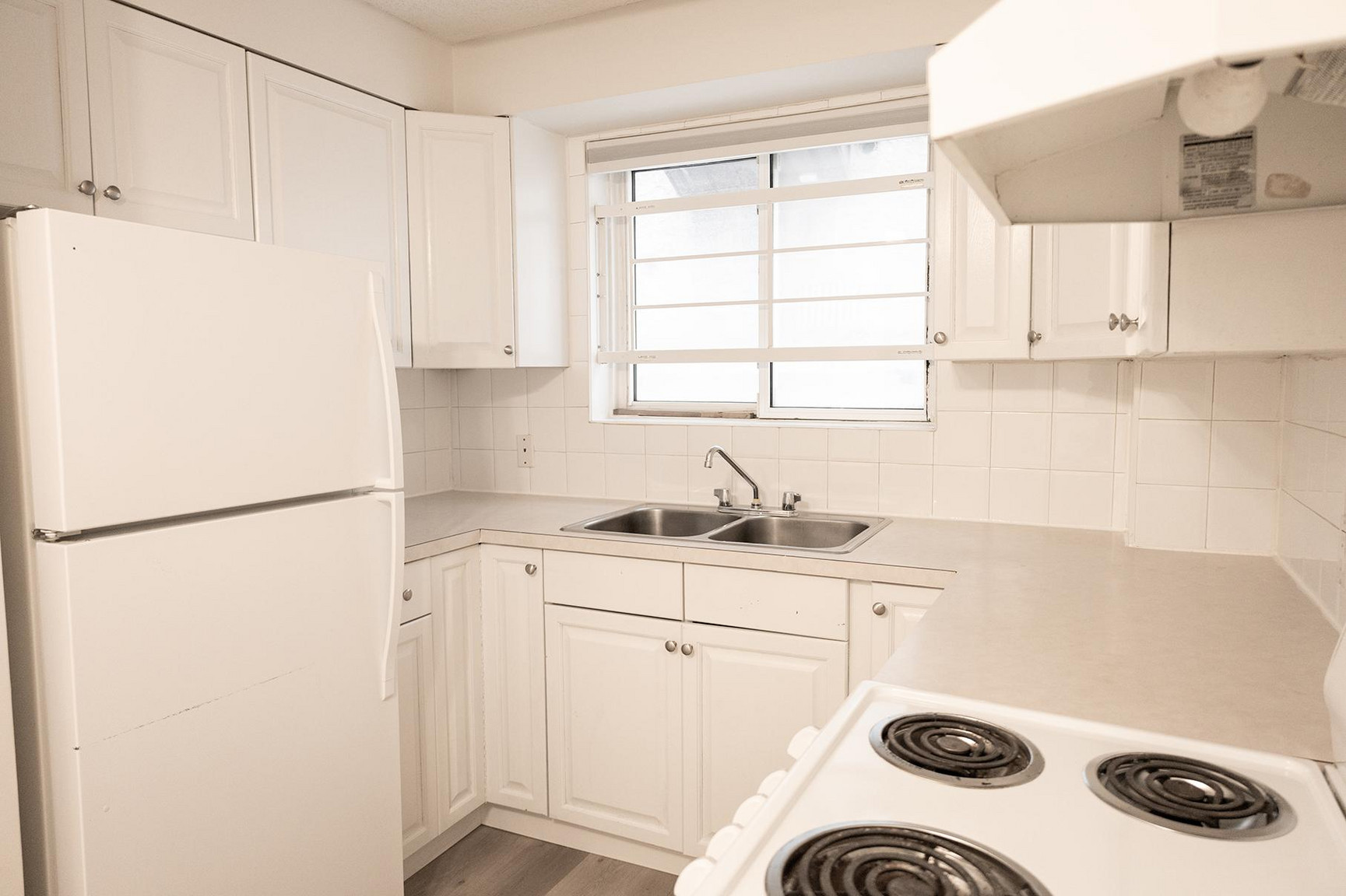 Dartmouth Apartments - Photo 9