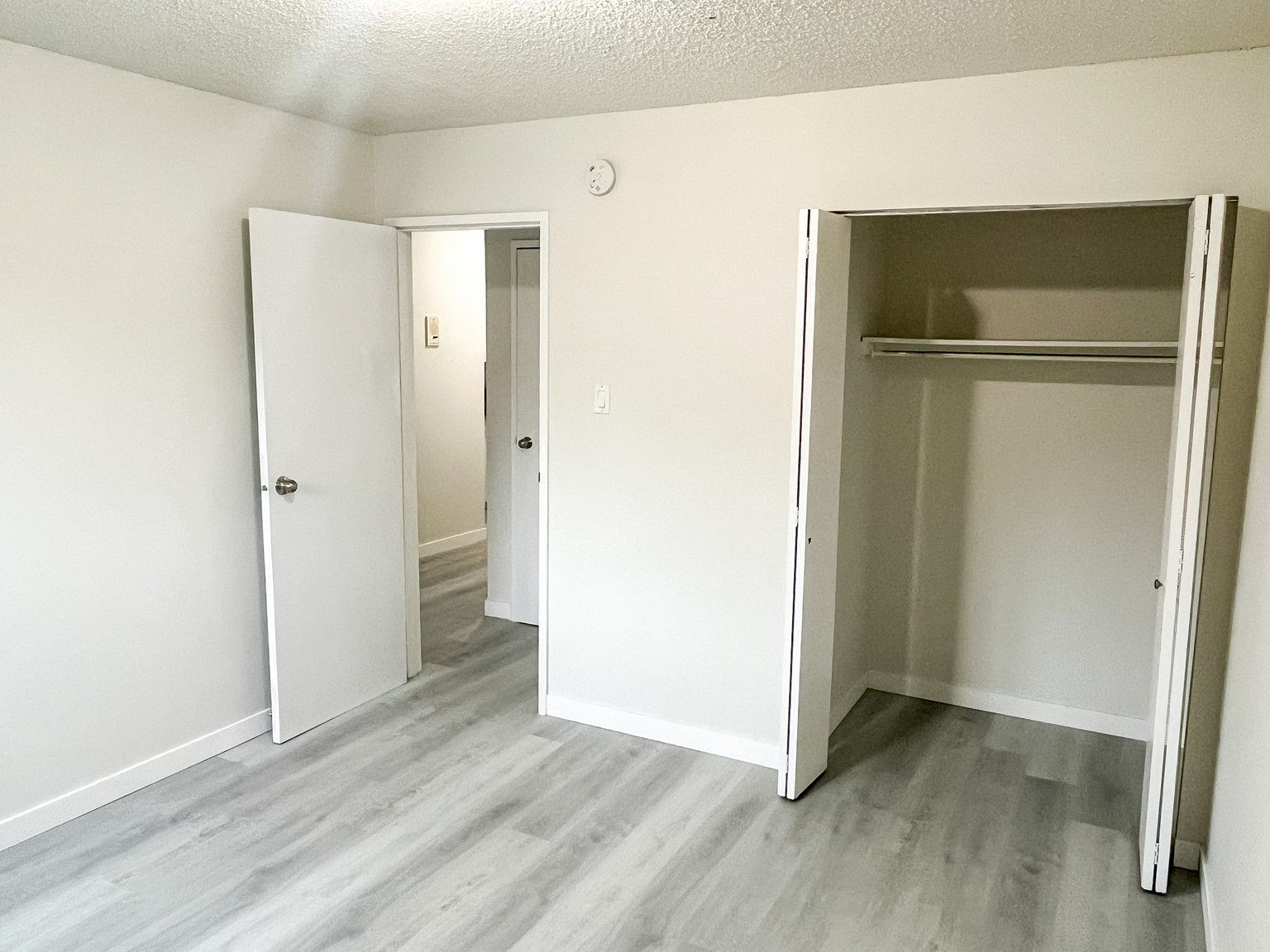 West Meadow Apartments - Photo 25