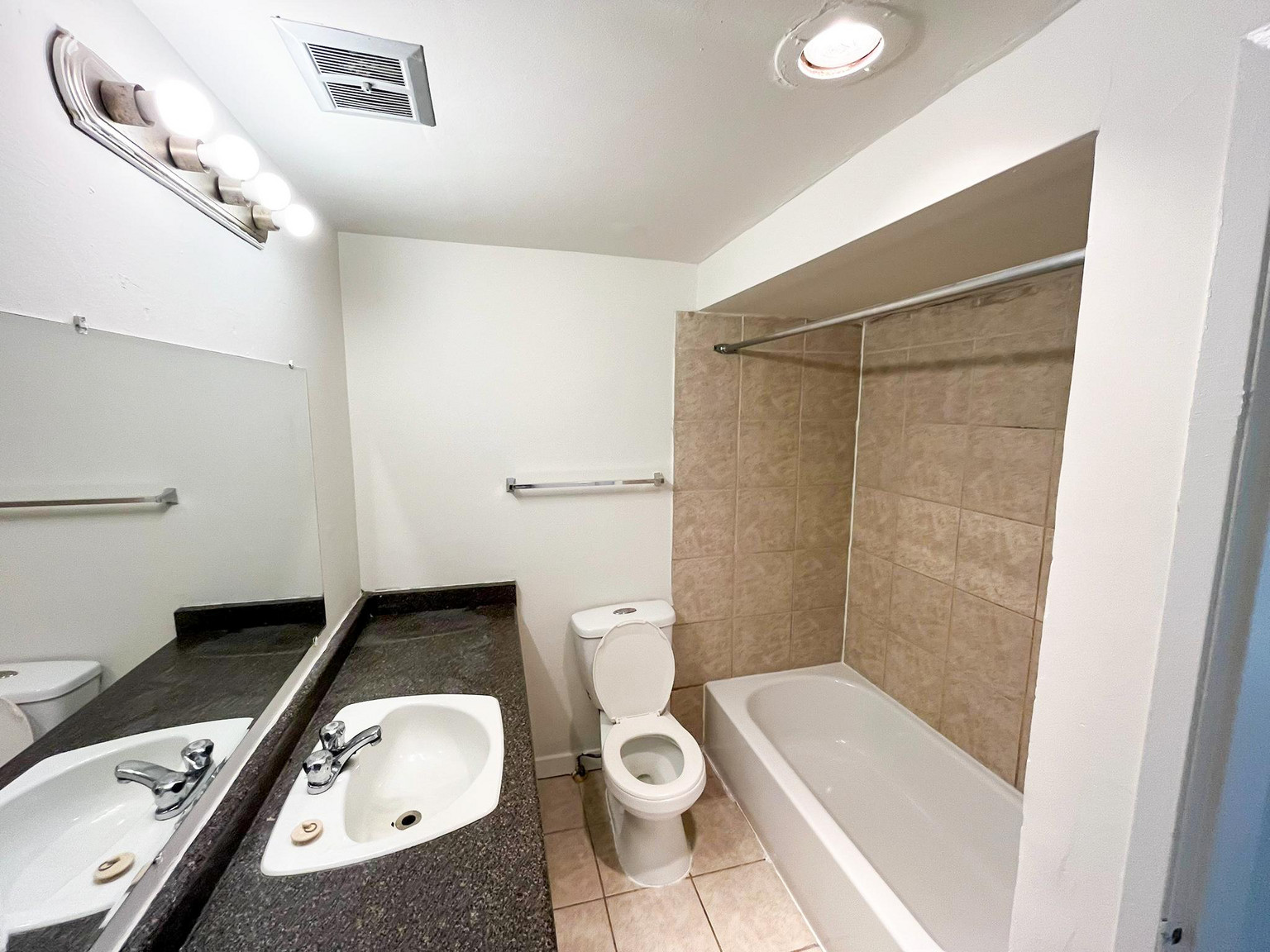 Gateway Place - Photo 7