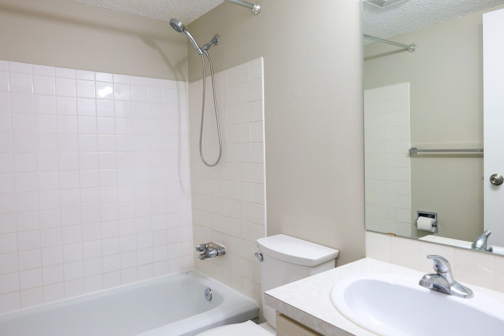 Bridgeland Hillside Apartments - Photo 7