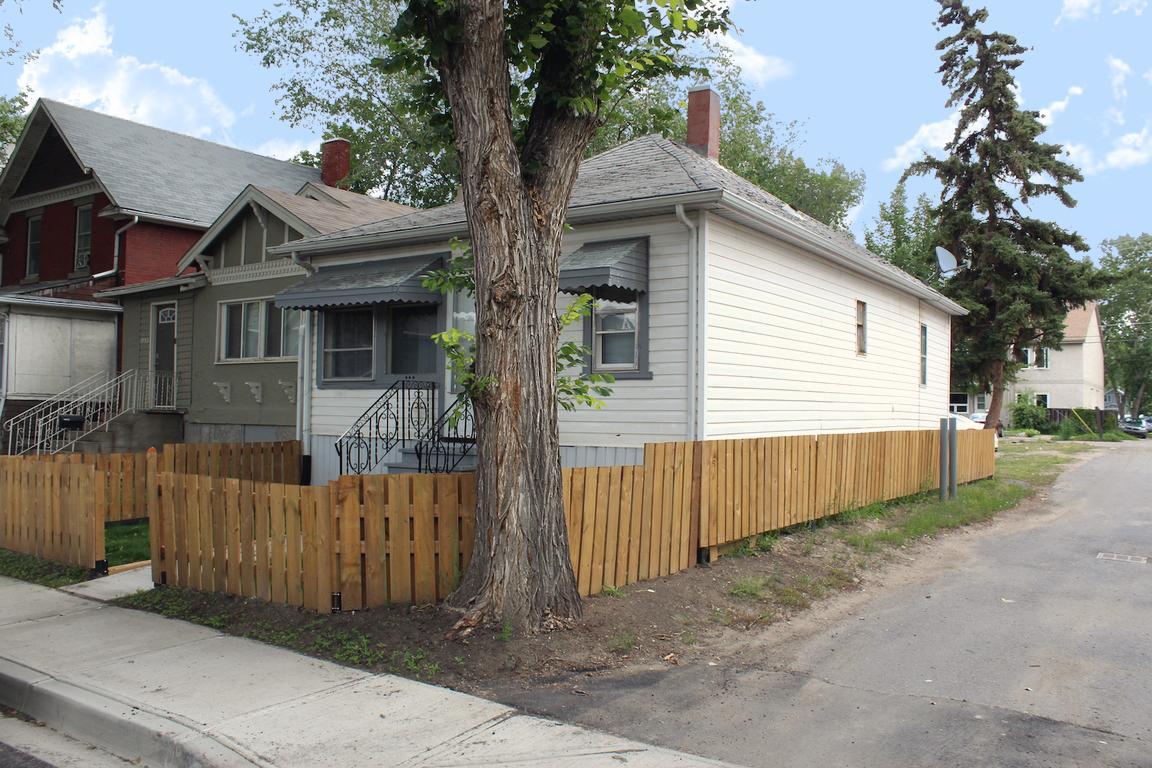 Saint John House Apartments - 2 bedroom 3