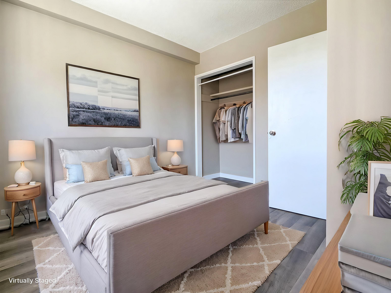 Downtown Edmonton Apartments - Photo 6