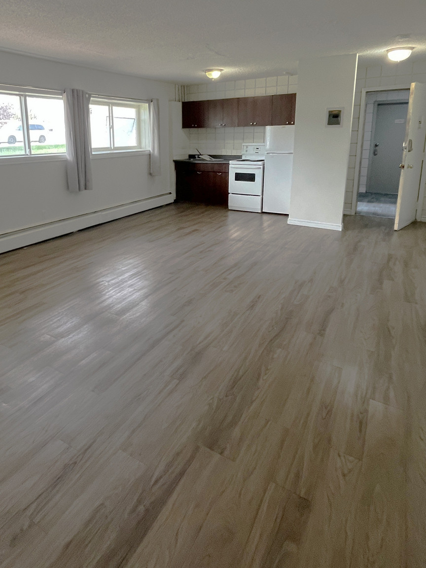 Youngstown Townhomes and Apartments - Photo 24