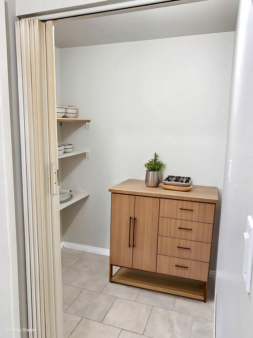 Rundvall Manor Apartments - 2 bedroom 5