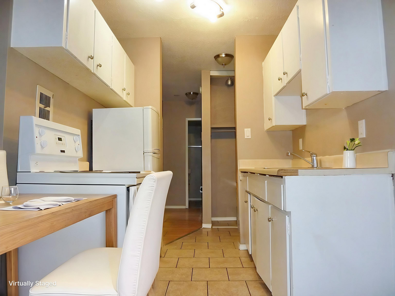 Westmore Apartments - 3 bedroom 2