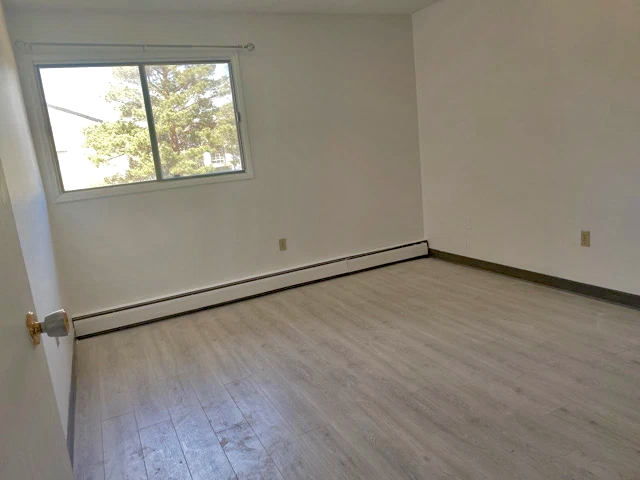 Lawson River Heights Apartments - Photo 13