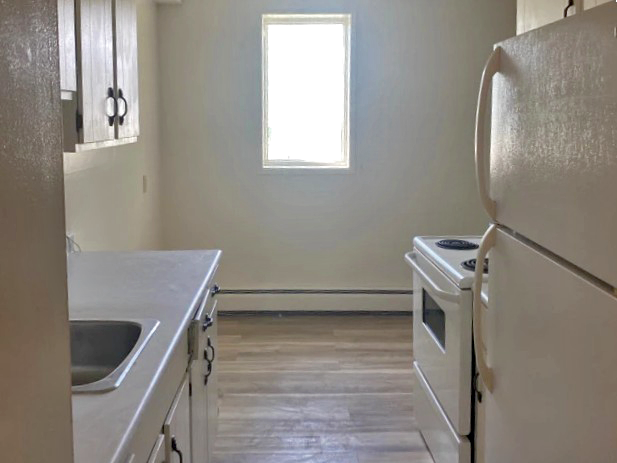 Lawson River Heights Apartments - Photo 8