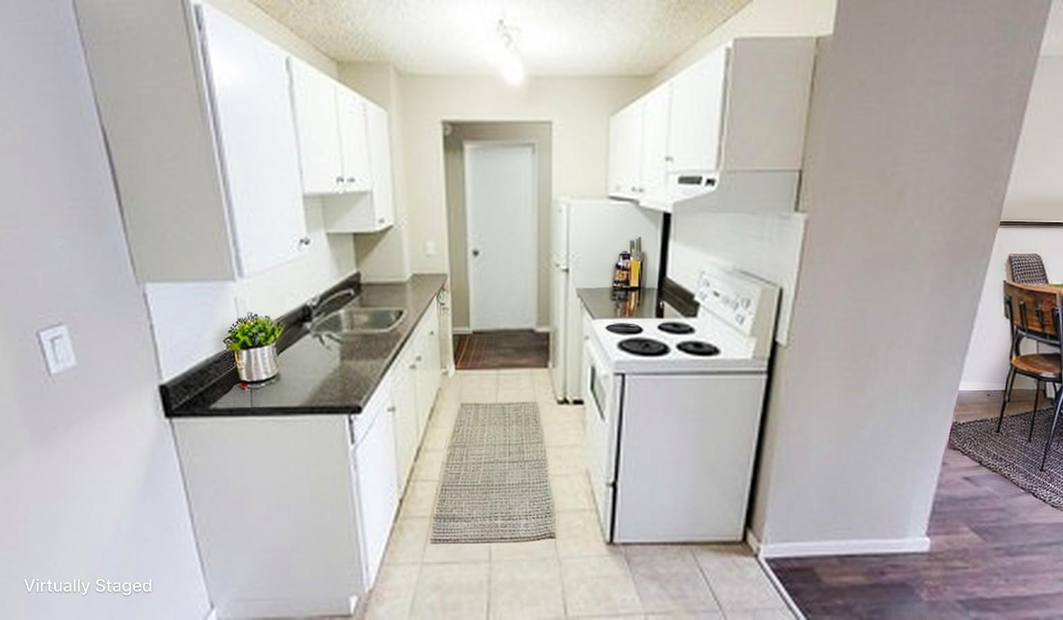 Royal Manor Apartments - 1 bedroom 5