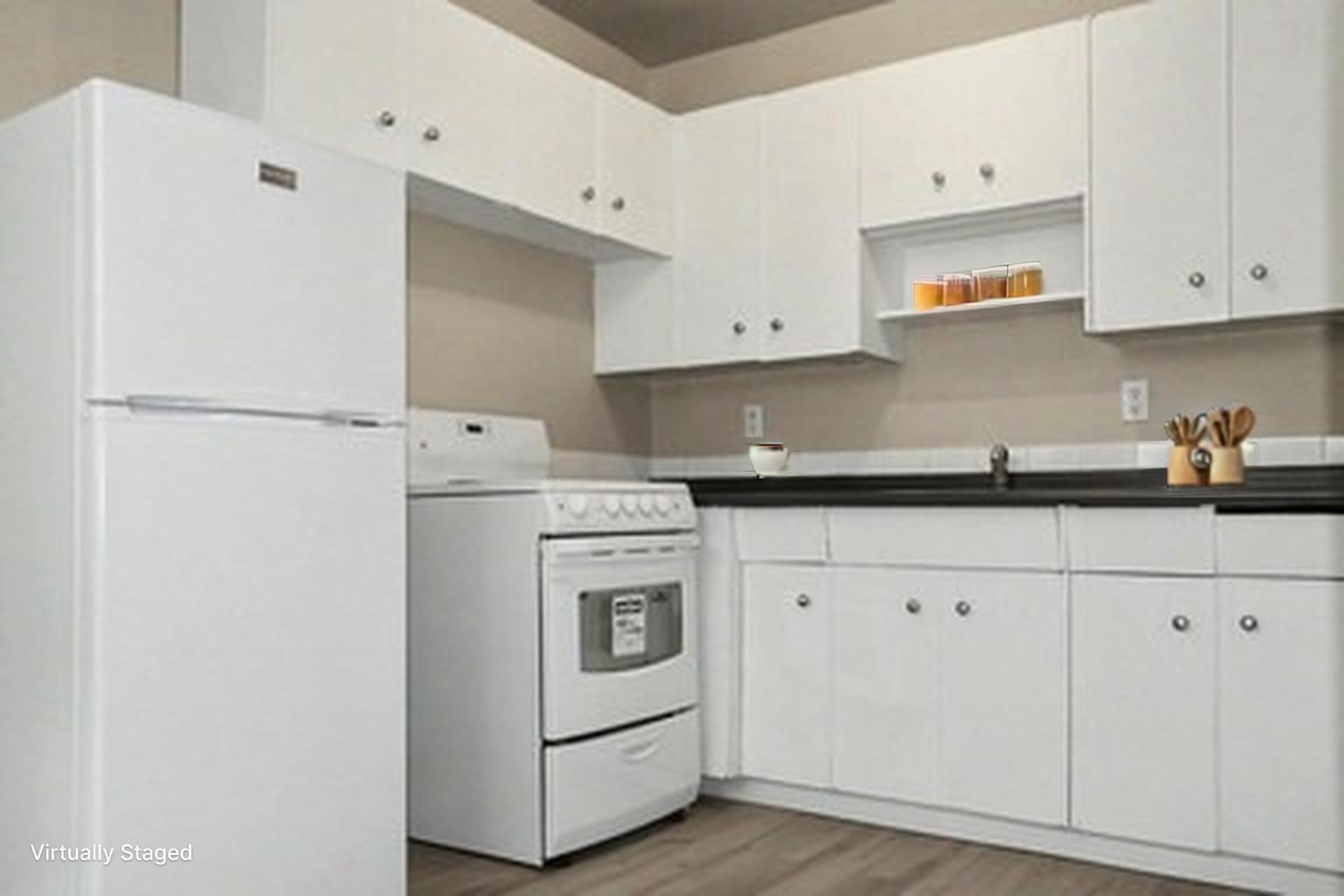 Alexander Apartments - Bachelor 3