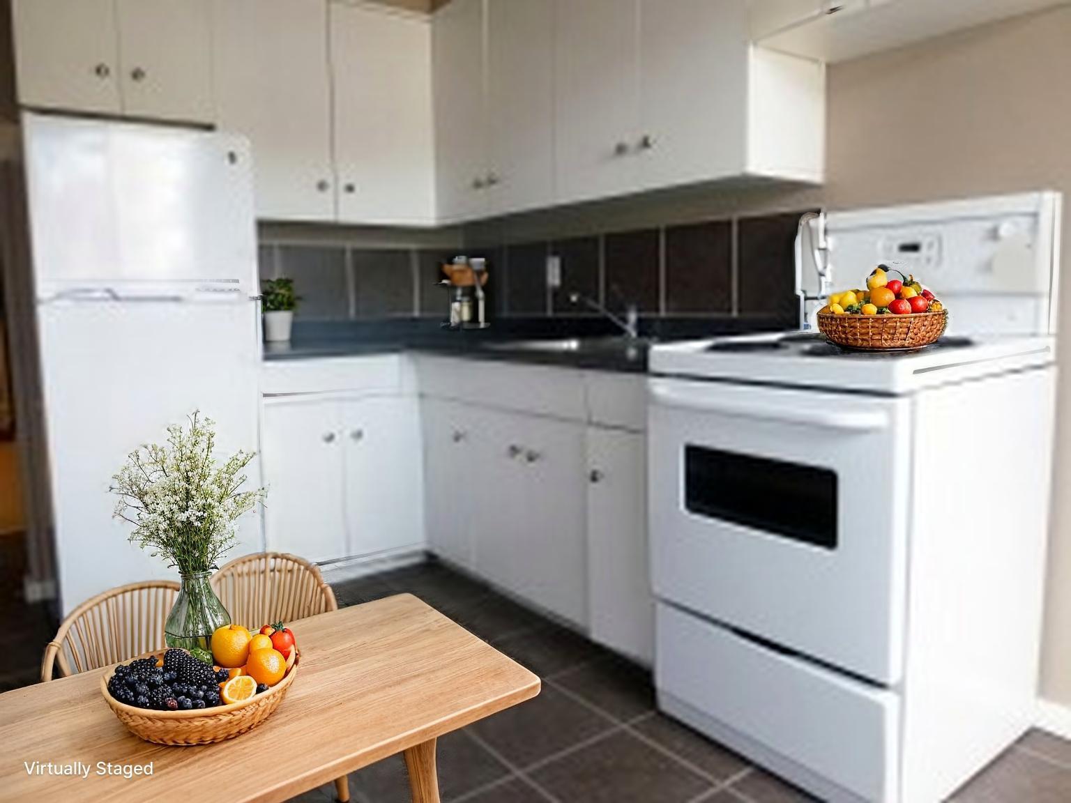 Mateo Place Apartments - 1 bedroom 4