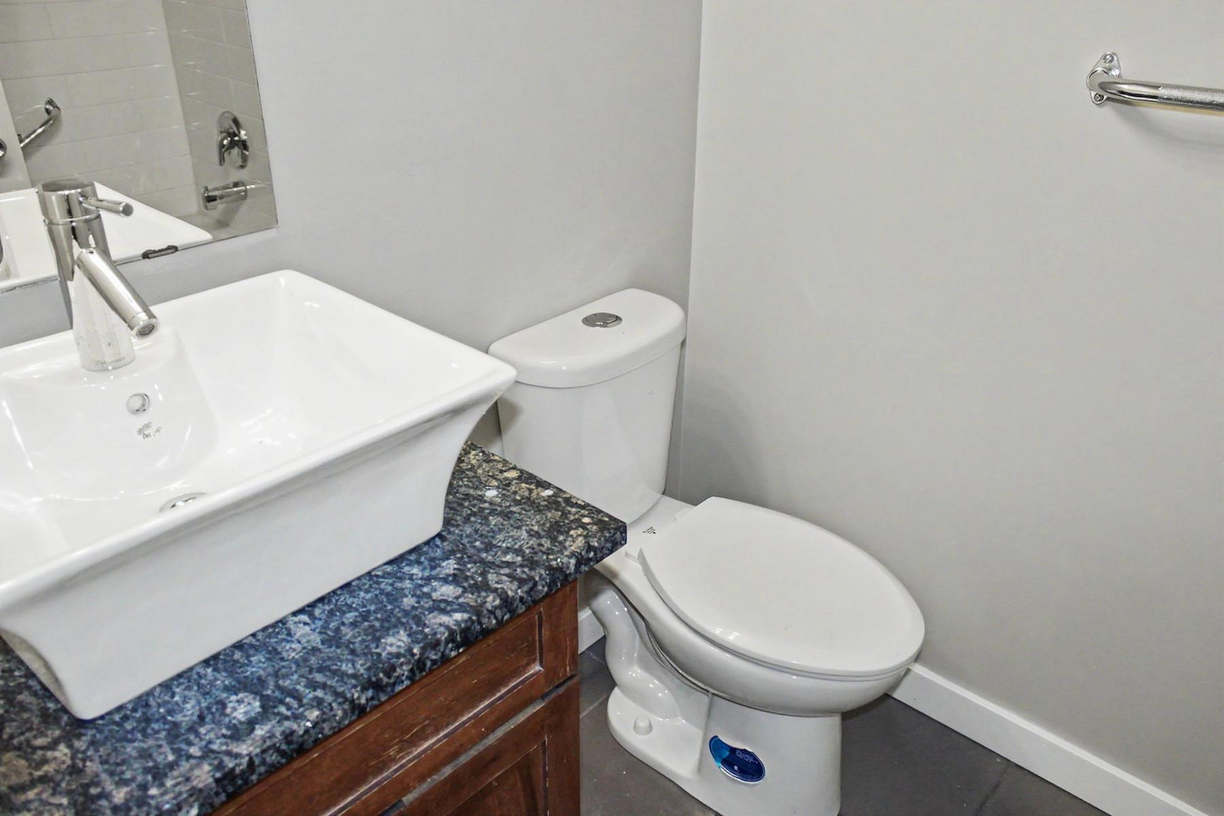 Amantea Tower Apartments - 1 bedroom 3