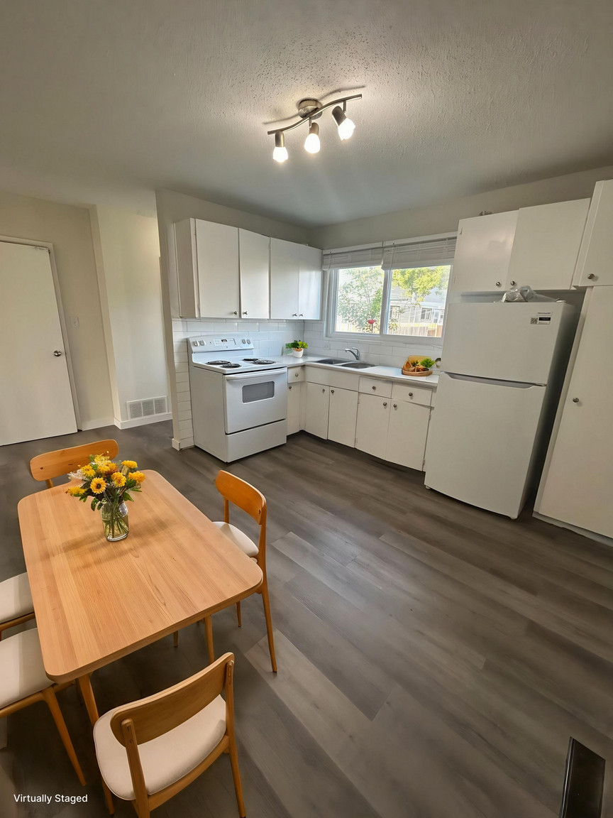 Lauderdale Manor Townhomes - 3 bedroom 3
