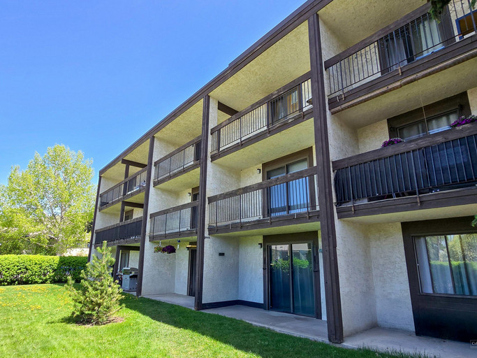 Mainstreet Cochrane Apartments