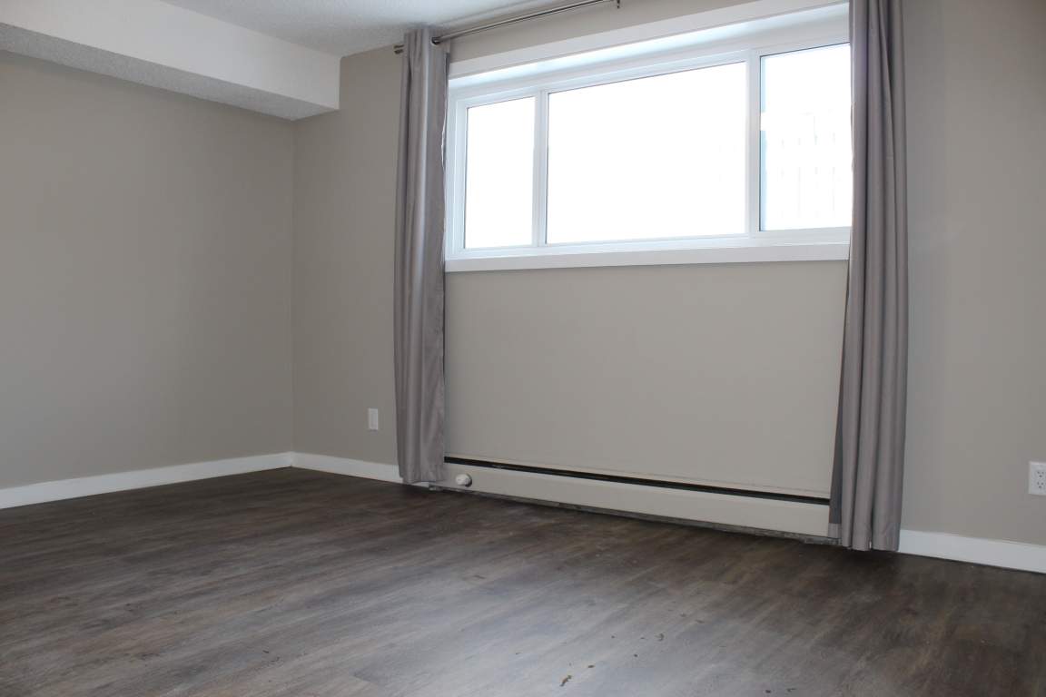 Kane Apartments 10316 119 Street Mainstreet