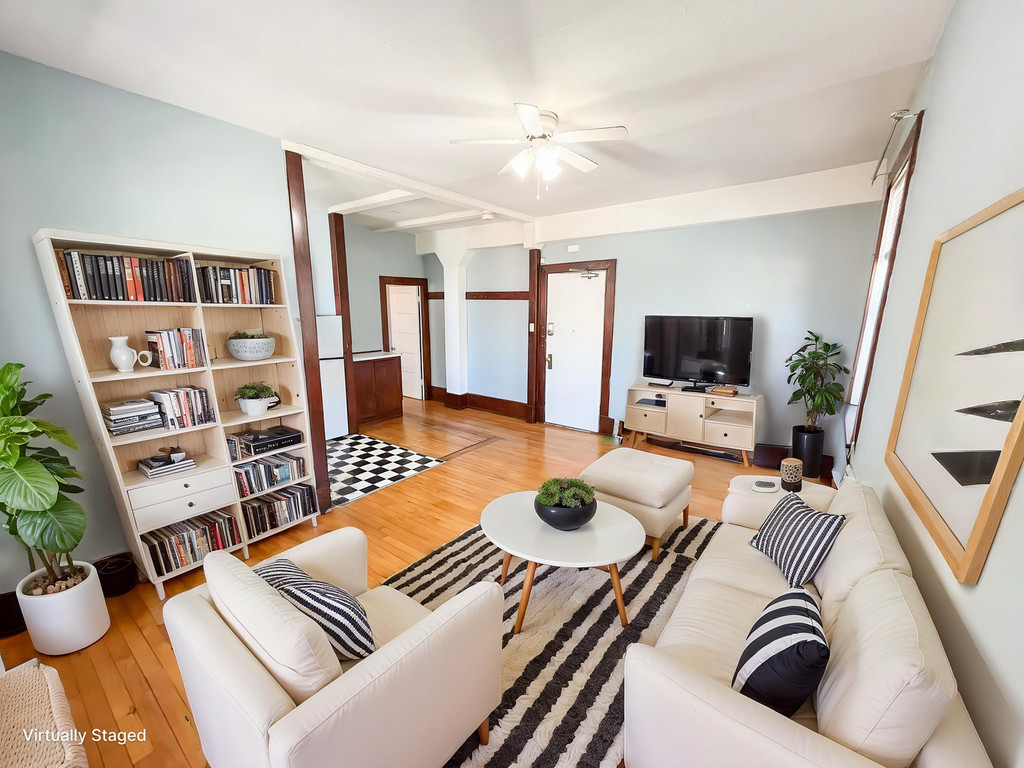 Parkview Manor Apartments | 445 5 Avenue North | Mainstreet Equity Corp.