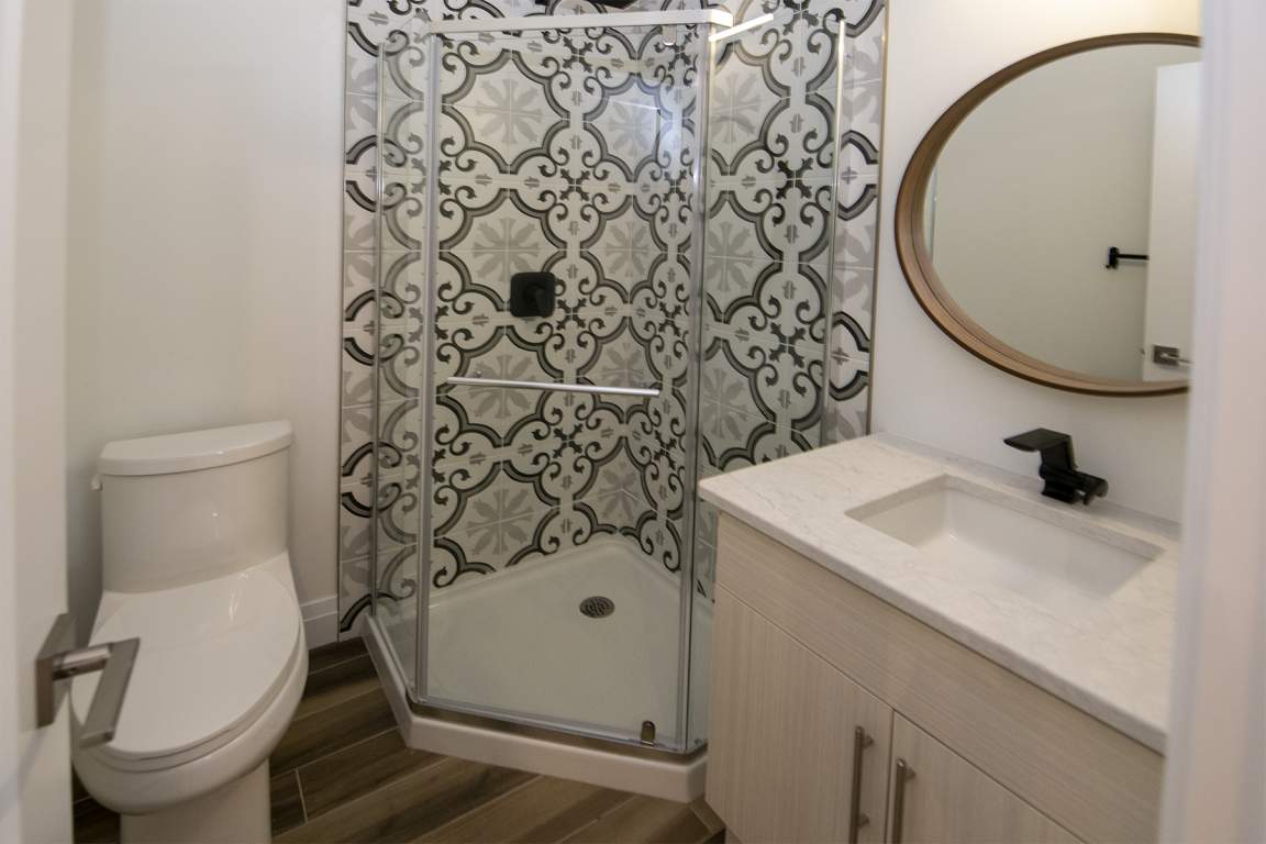 206 Central Unit #4