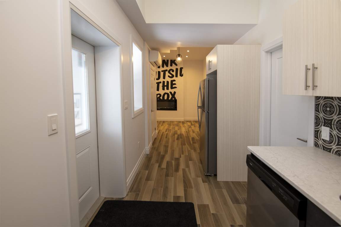 206 Central Unit #4