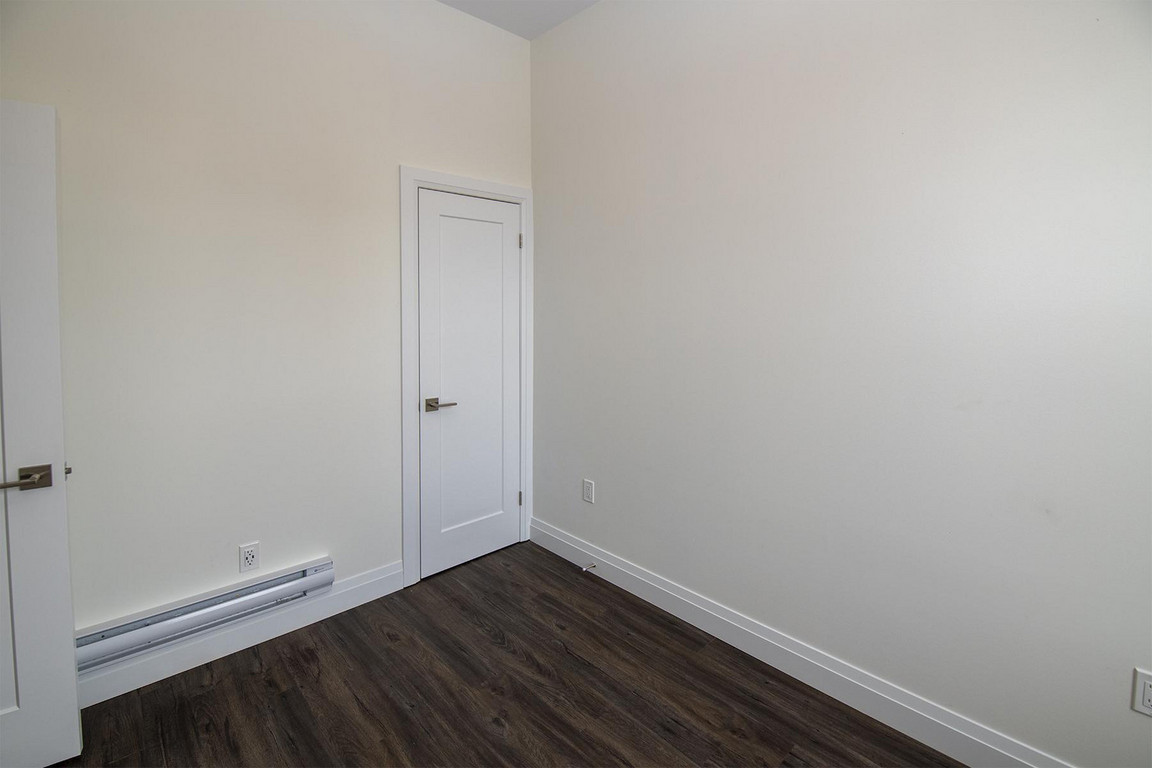 206 Central Unit #4