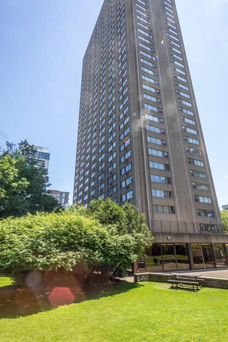 Gerrard Residences - Photo 38