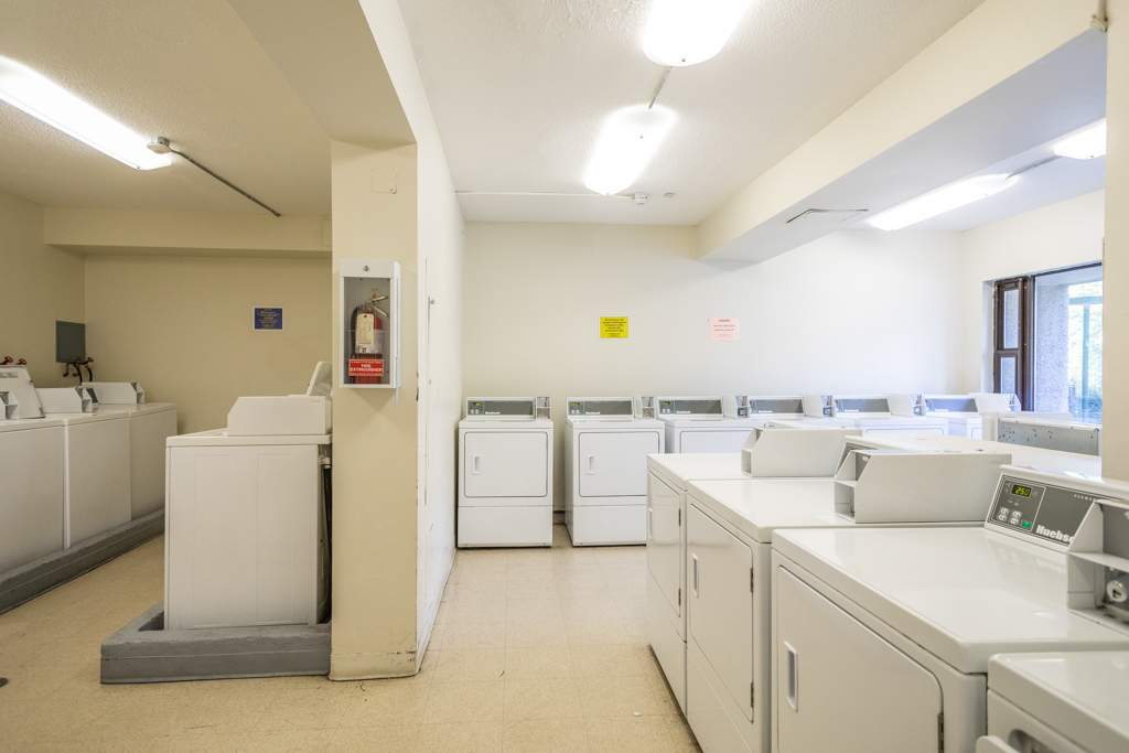 Gerrard Residences - Photo 44