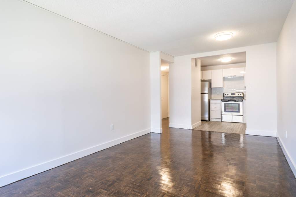 Gerrard Residences - Photo 4