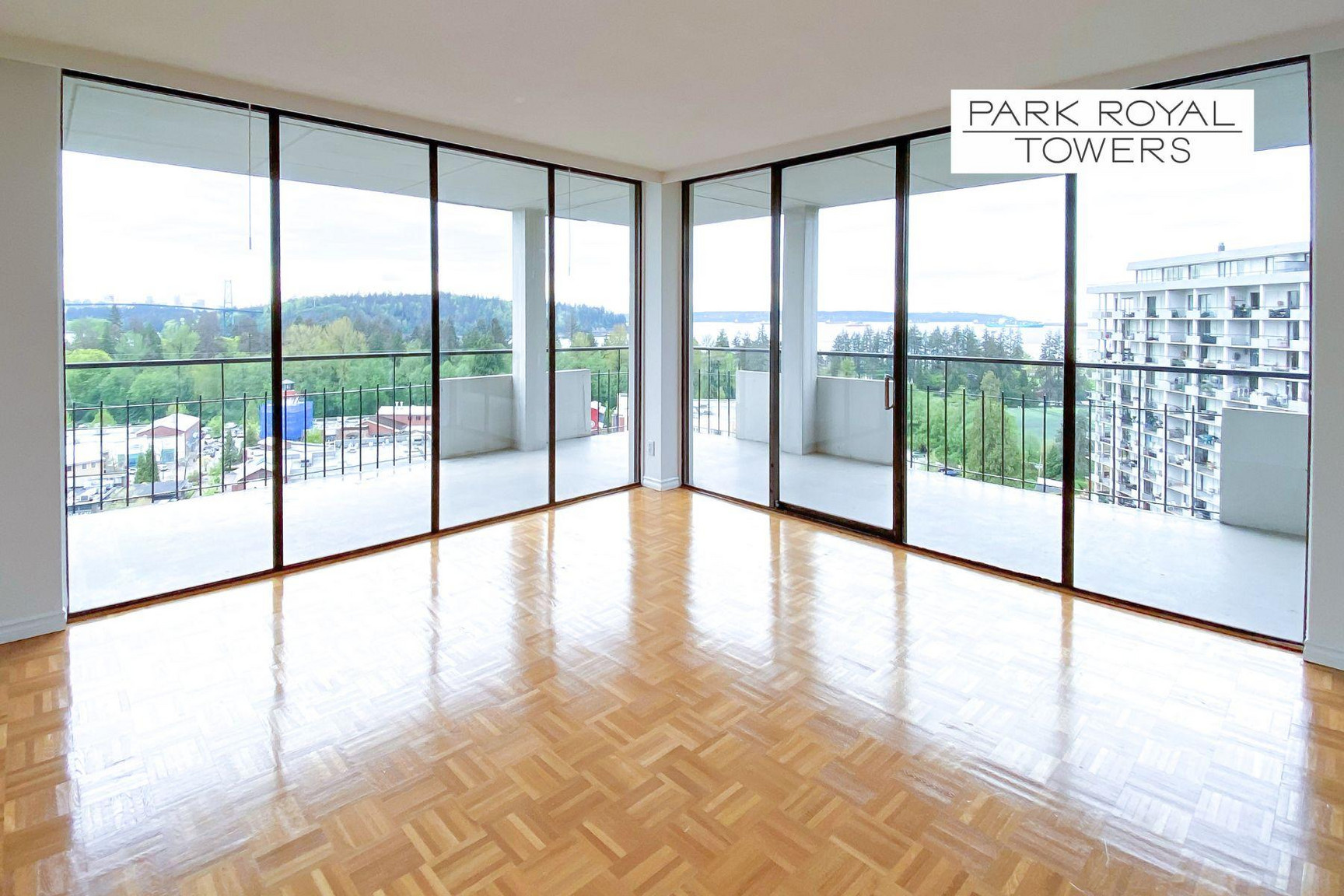 Park Royal Towers - Photo 61