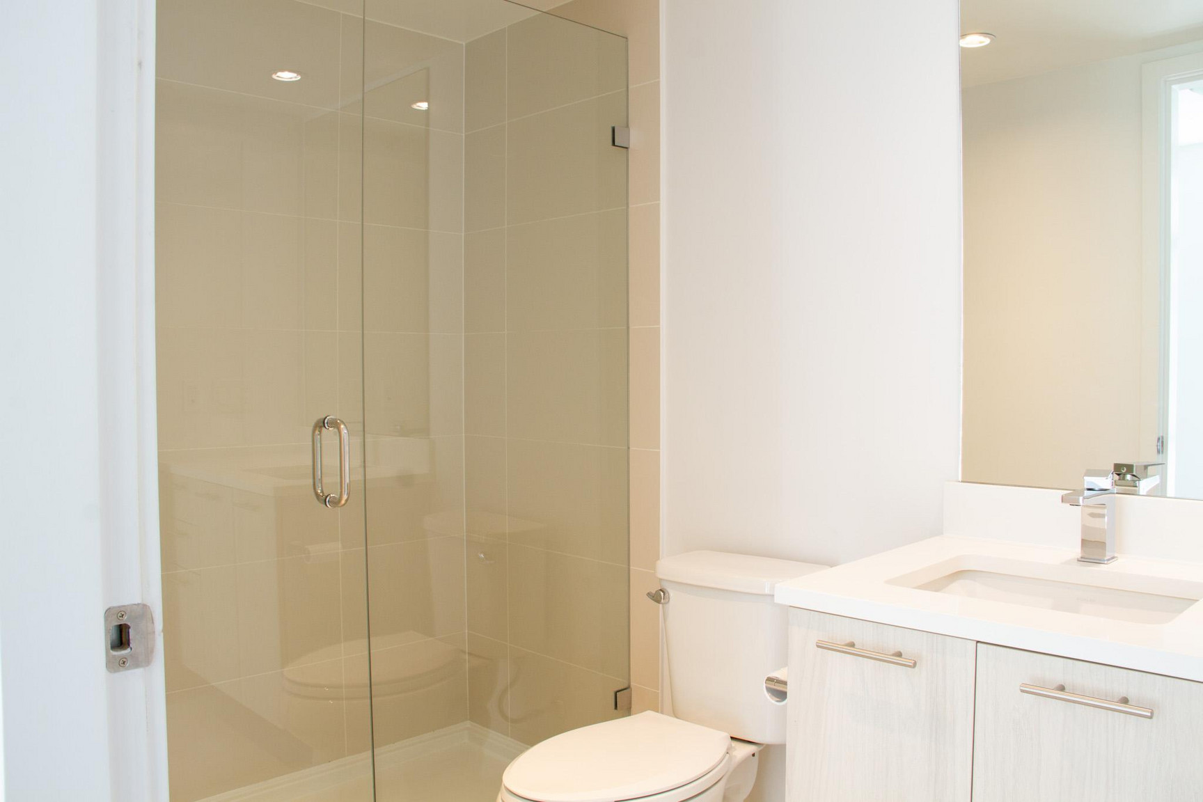 English Bay Residences  - Photo 78