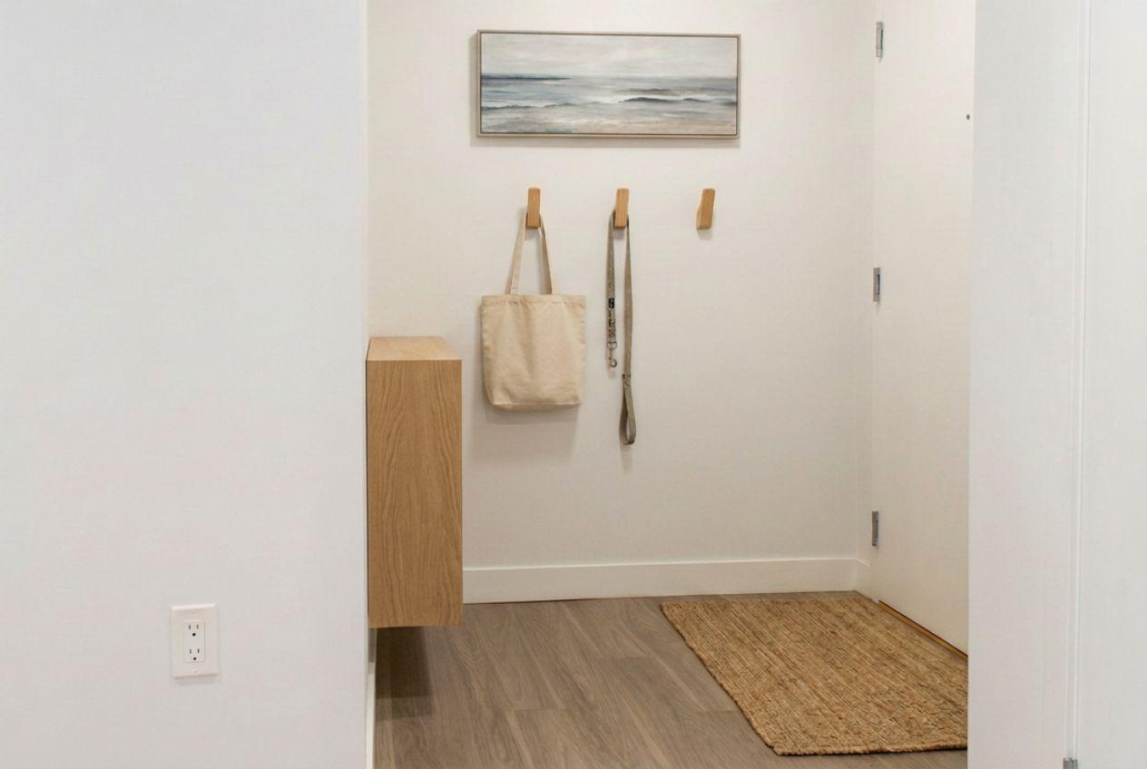 English Bay Residences  - Photo 14