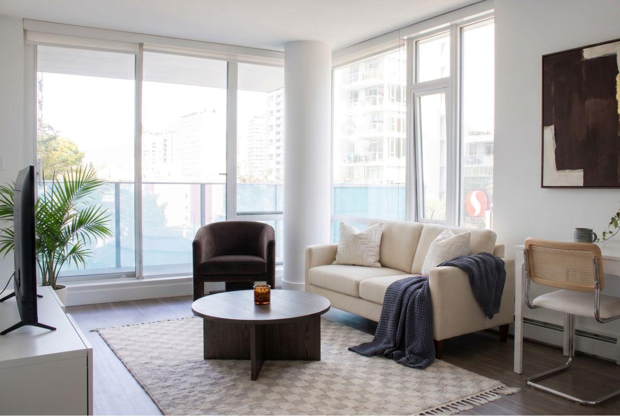English Bay Residences  - Photo 2