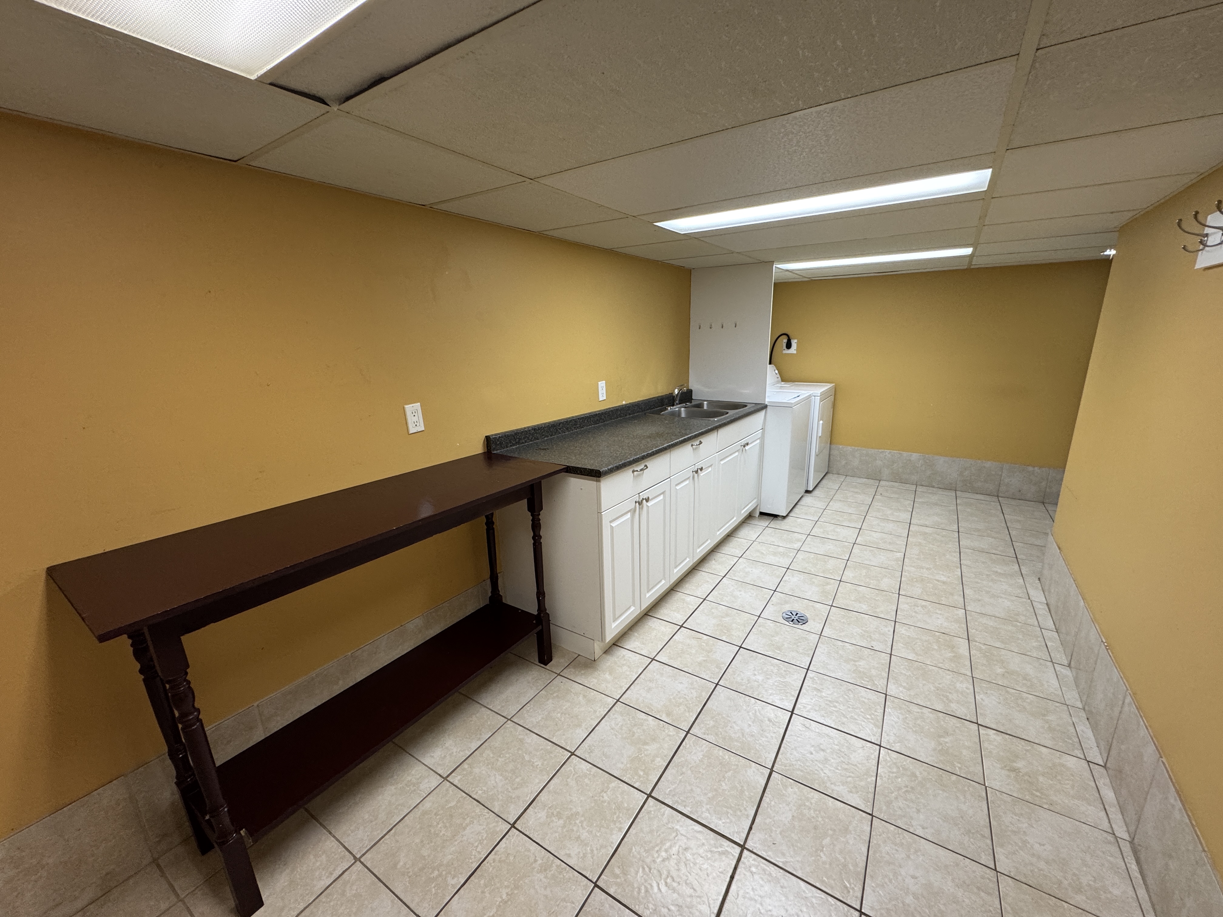 1 McMann Drive, Thorold, ON L2V 2V1 — photo 3