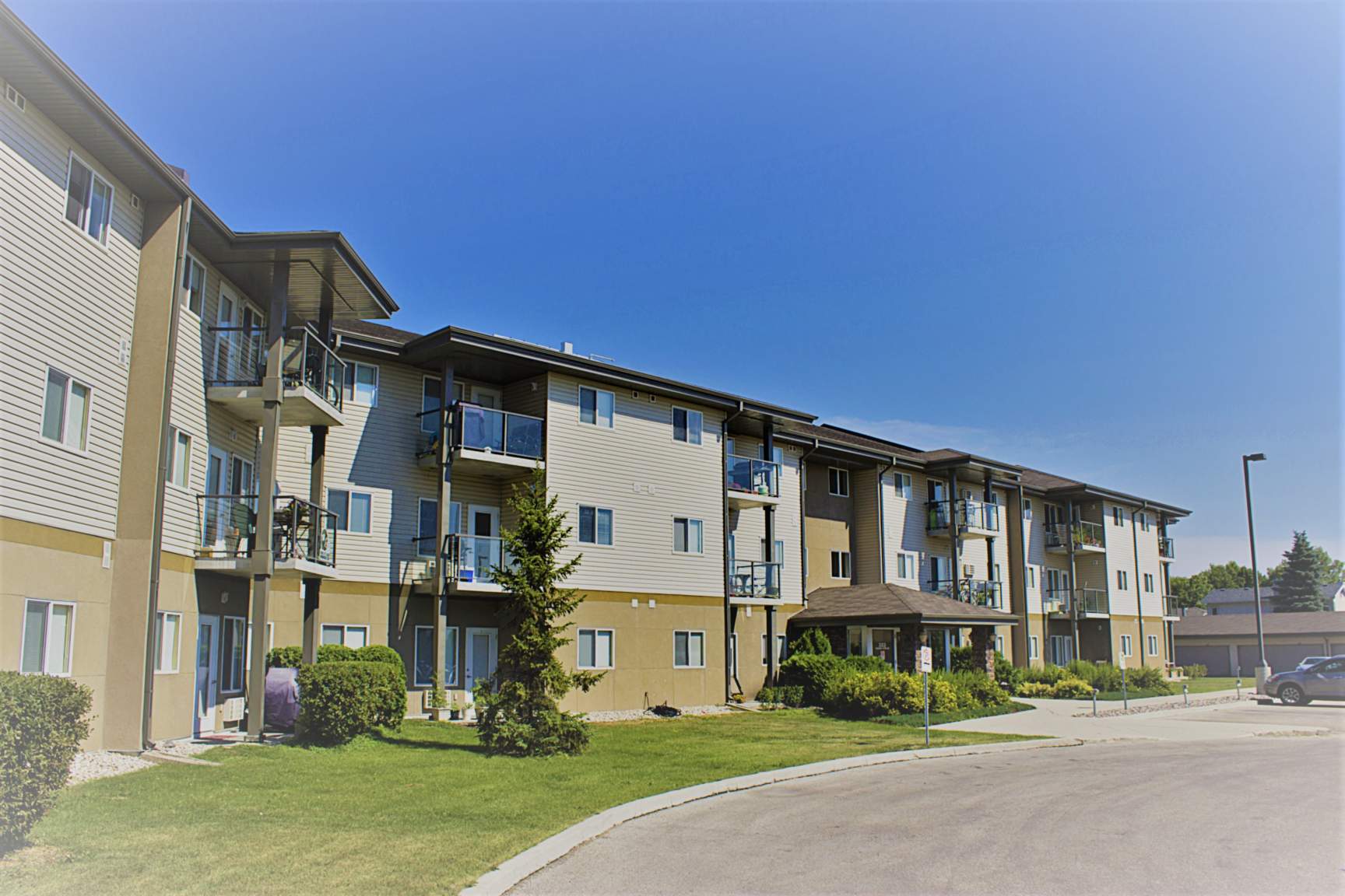 Kenwood Court