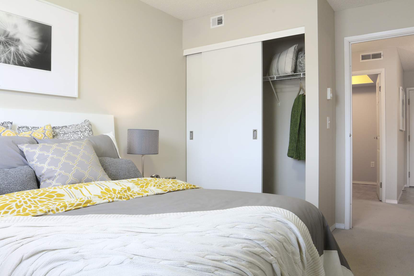 Kenwood Court - Photo 9