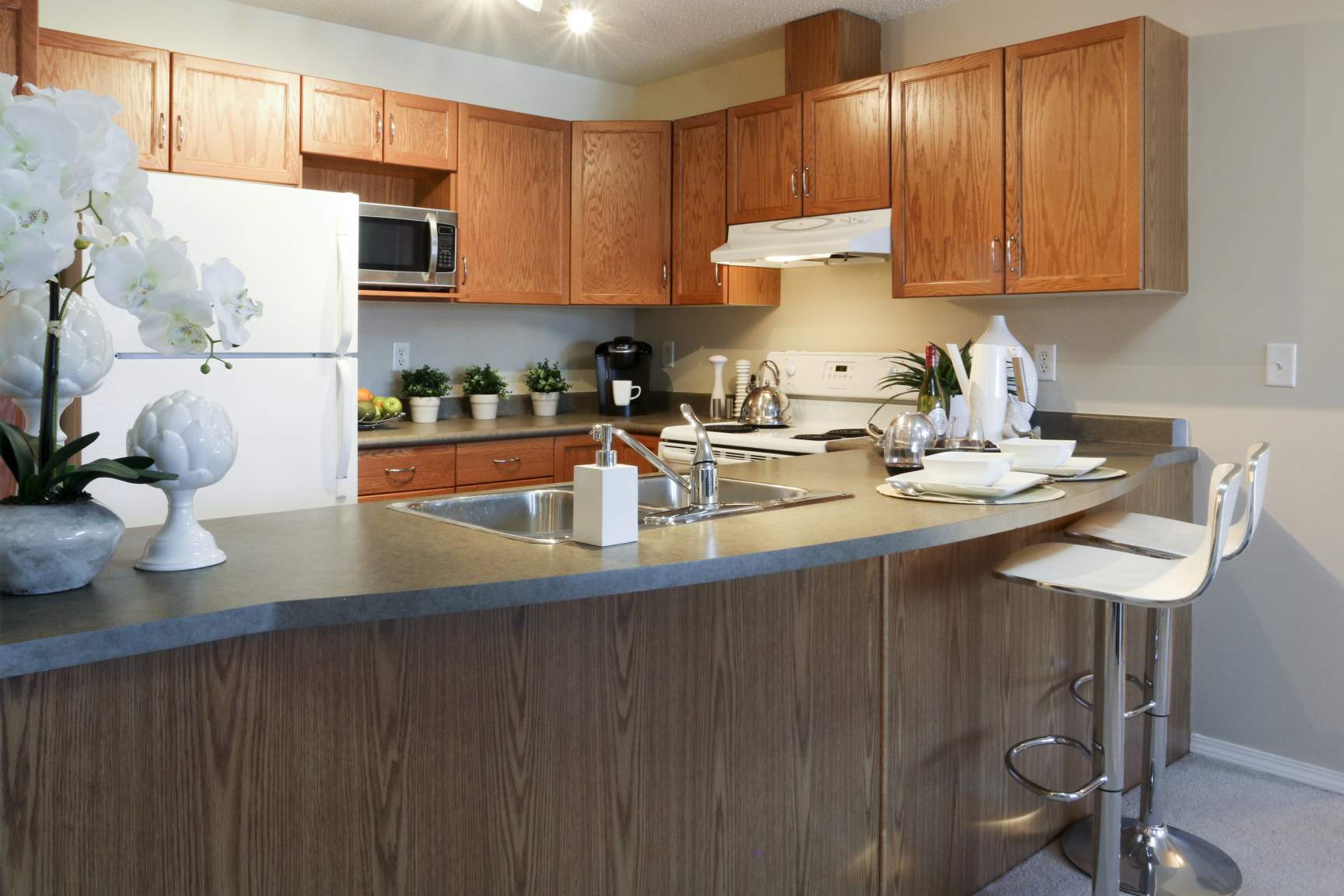 Kenwood Court - Photo 13