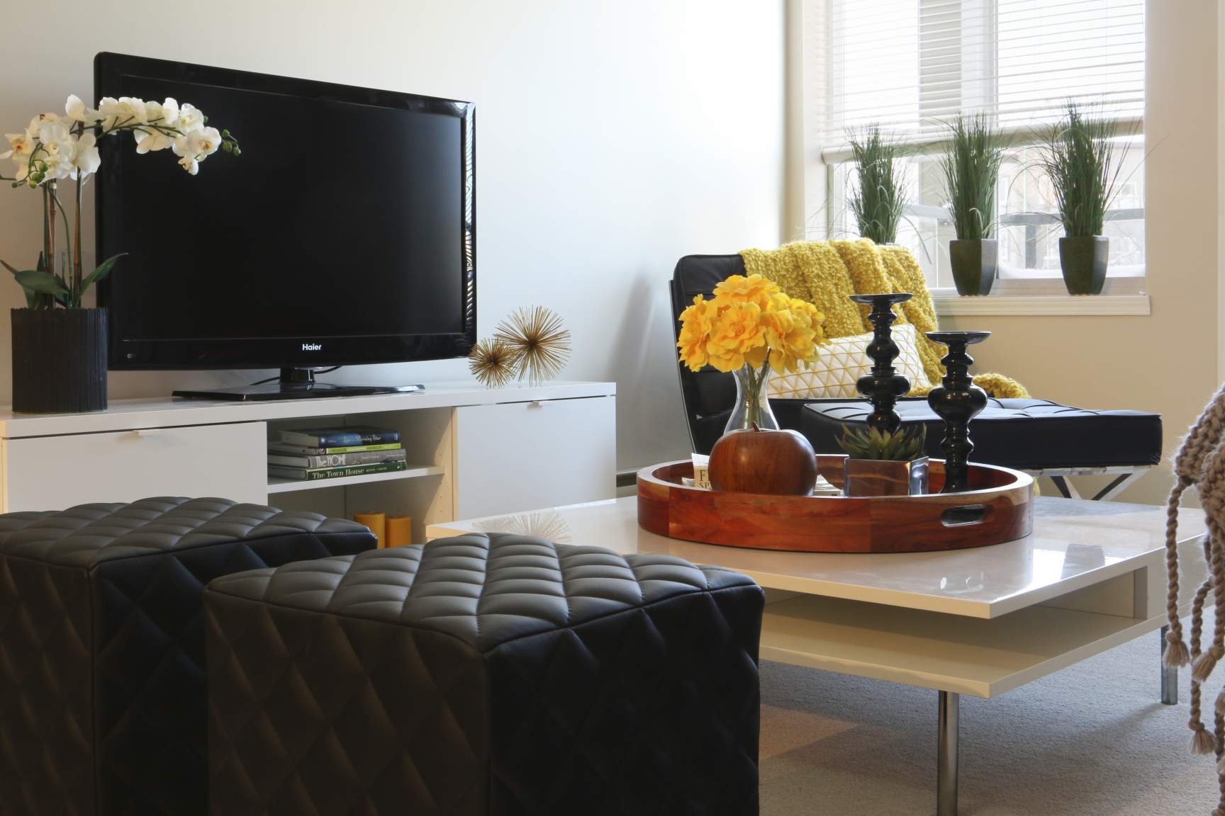 Kenwood Court - Photo 4