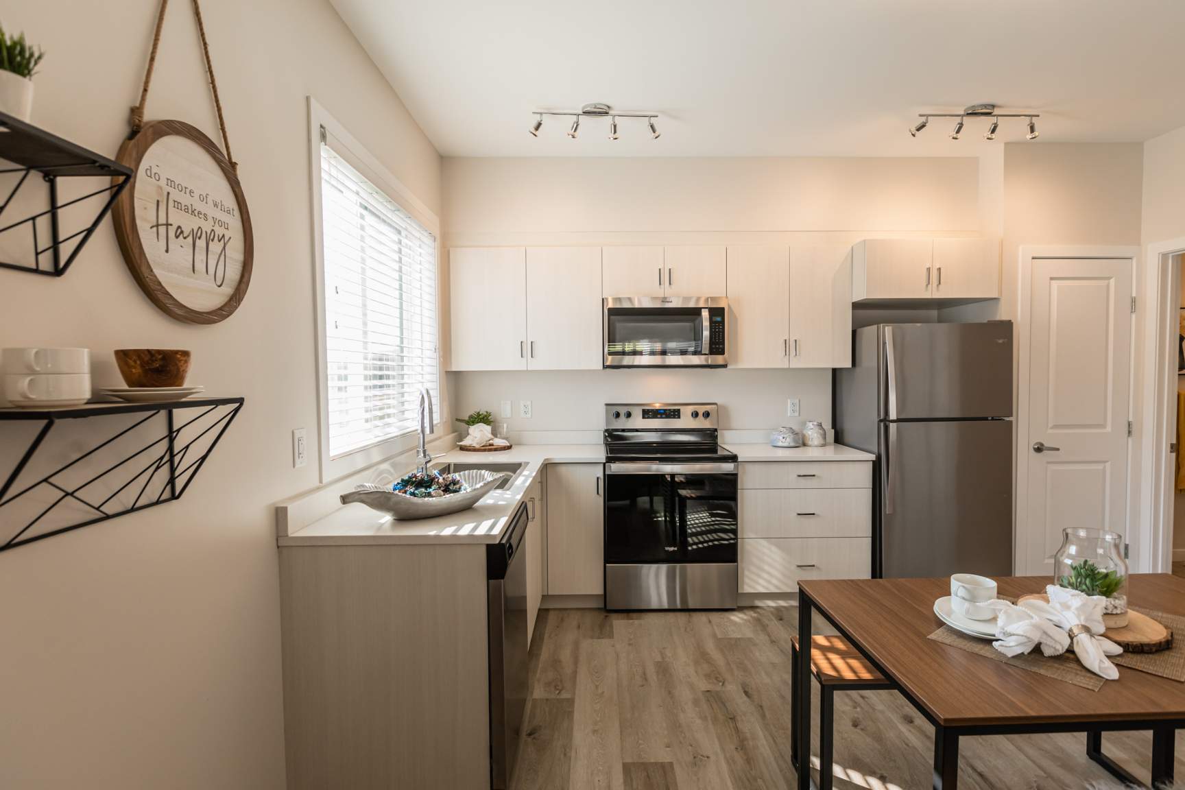 Element Townhomes in West Transcona - Photo 32