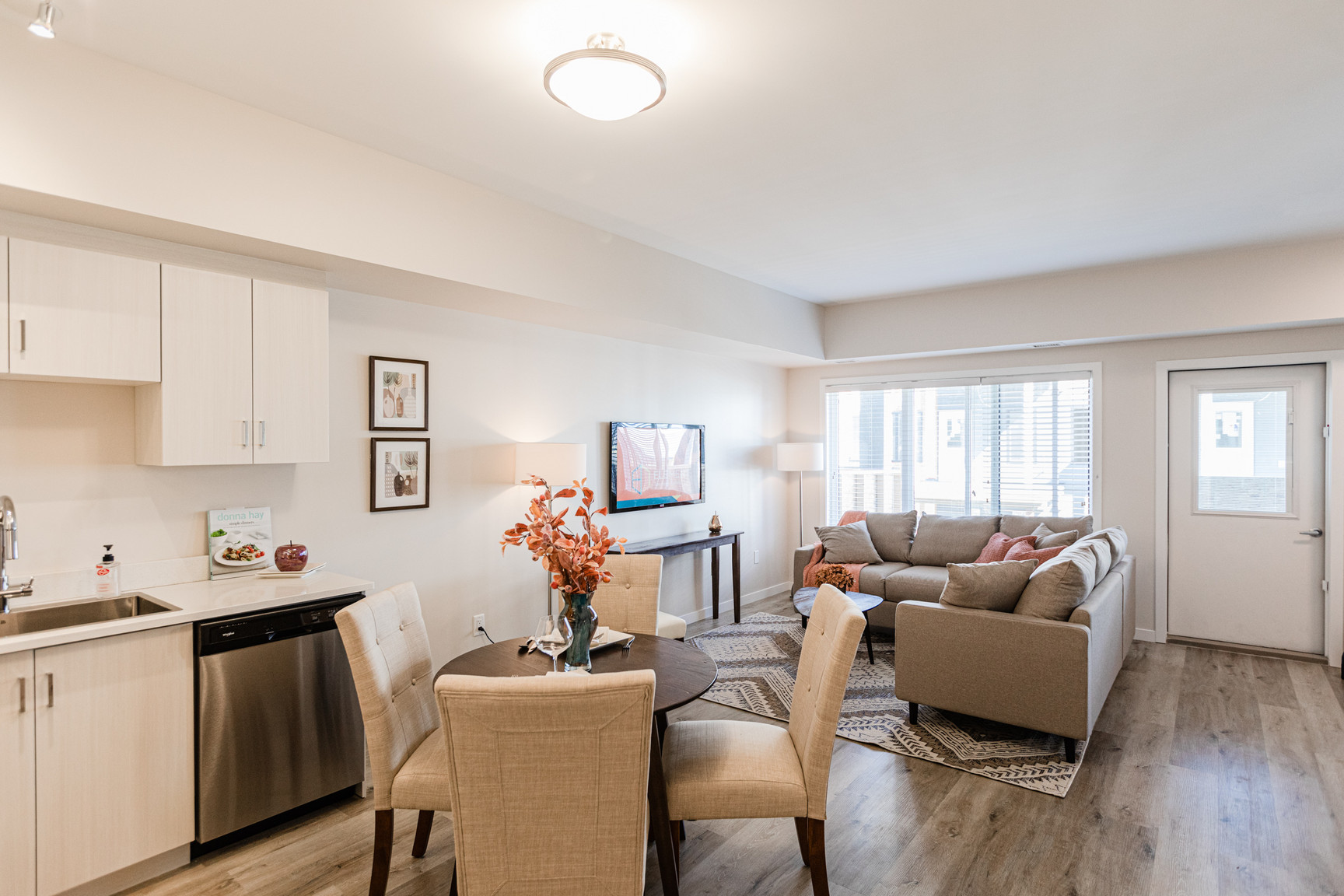 Element Townhomes in Prairie Pointe - Photo 6